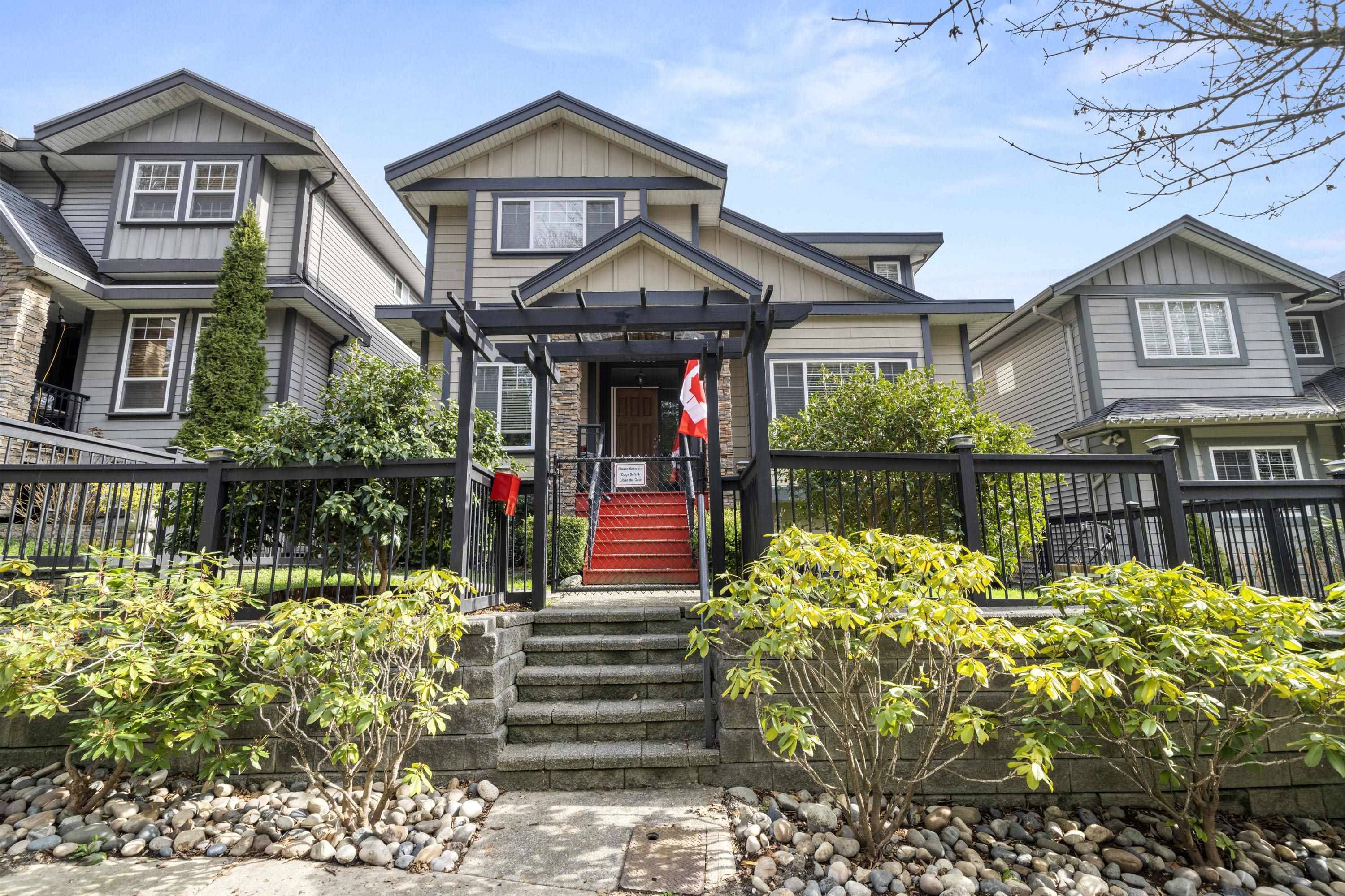 Maple Ridge, BC V2W 0A9,10356 Jackson RD