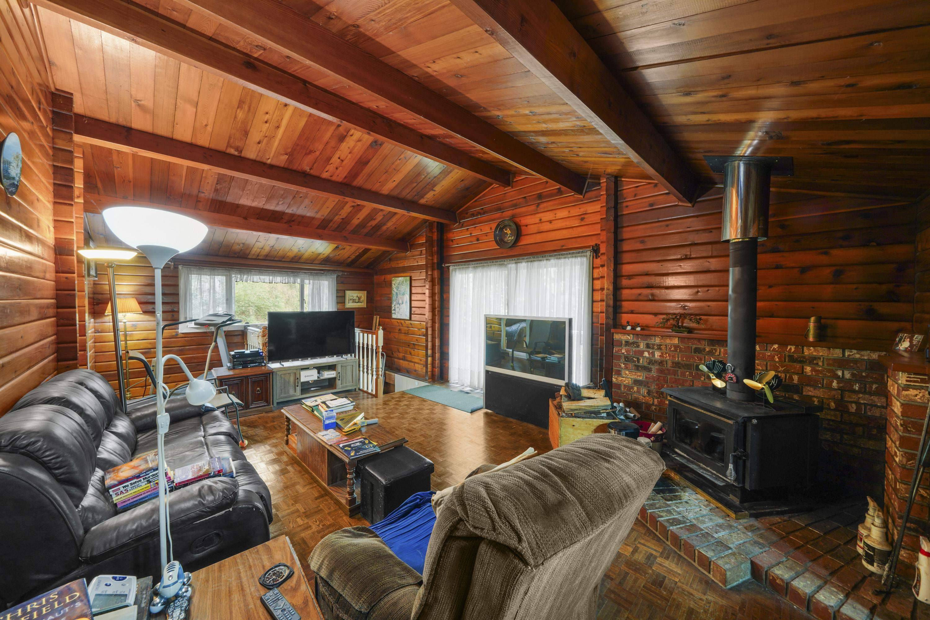 Maple Ridge, BC V2W 1Z7,10941 249 ST