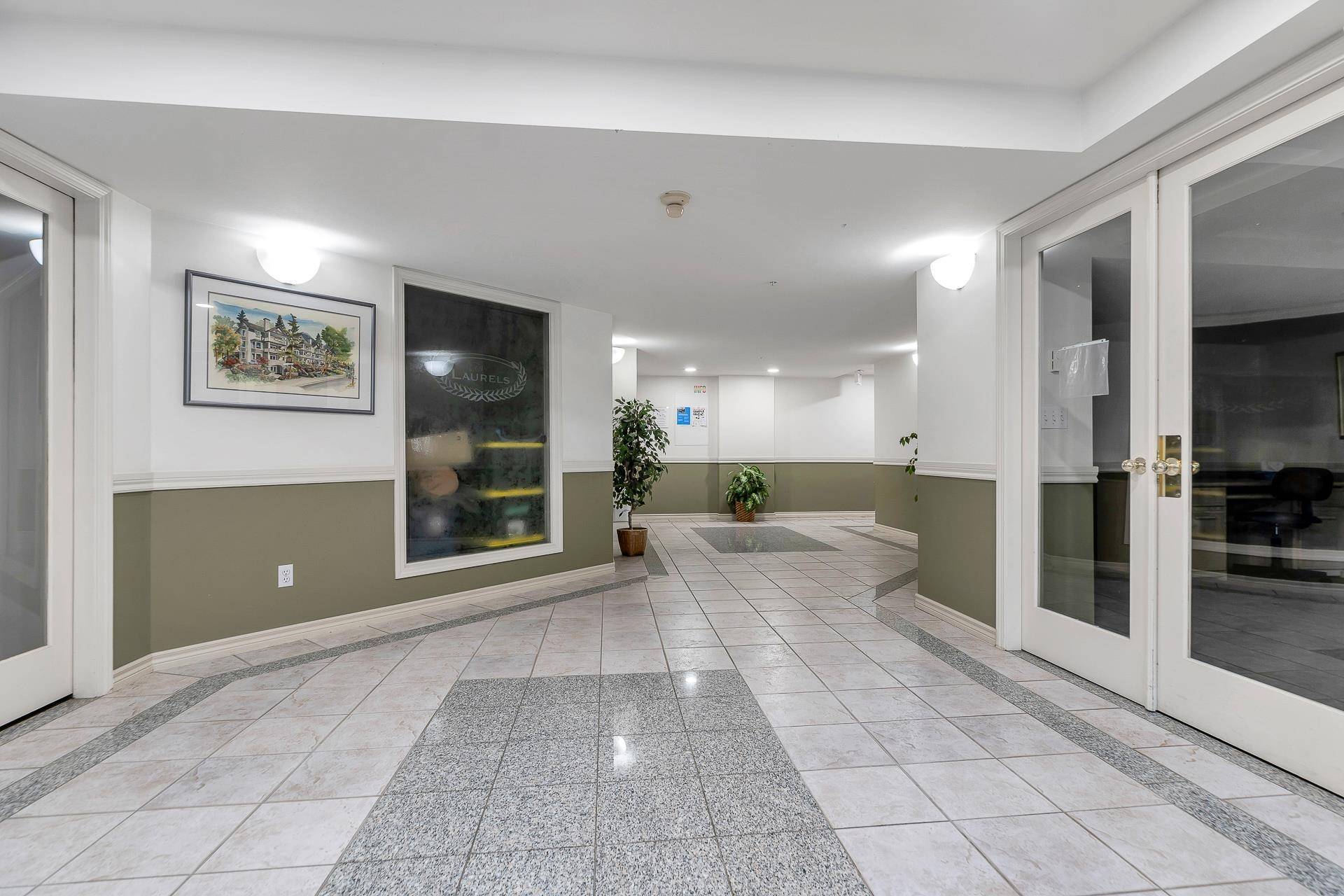 North Vancouver, BC V7J 1Z9,1150 Lynn Valley RD #206