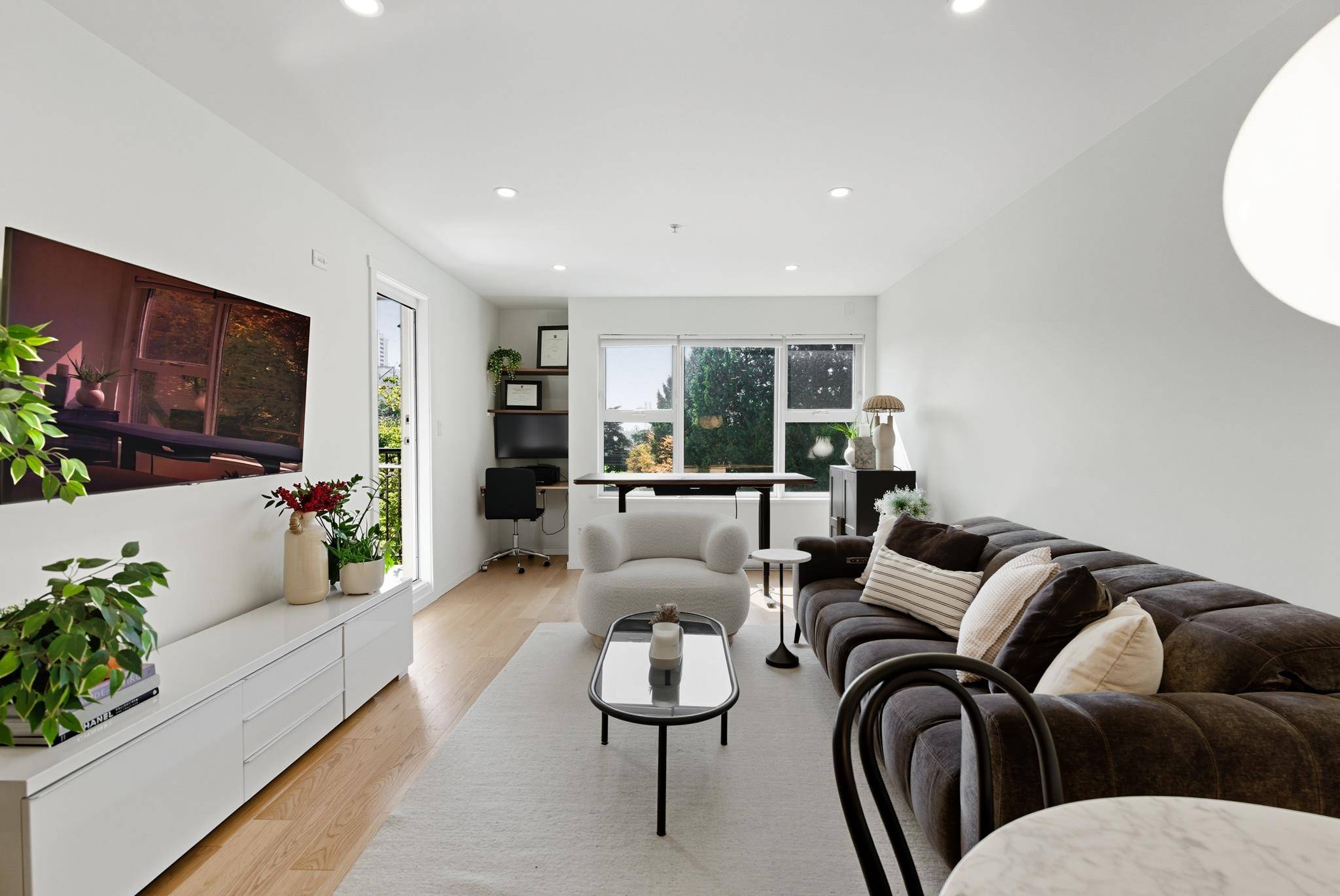 New Westminster, BC V3L 0B5,315 Knox ST #412