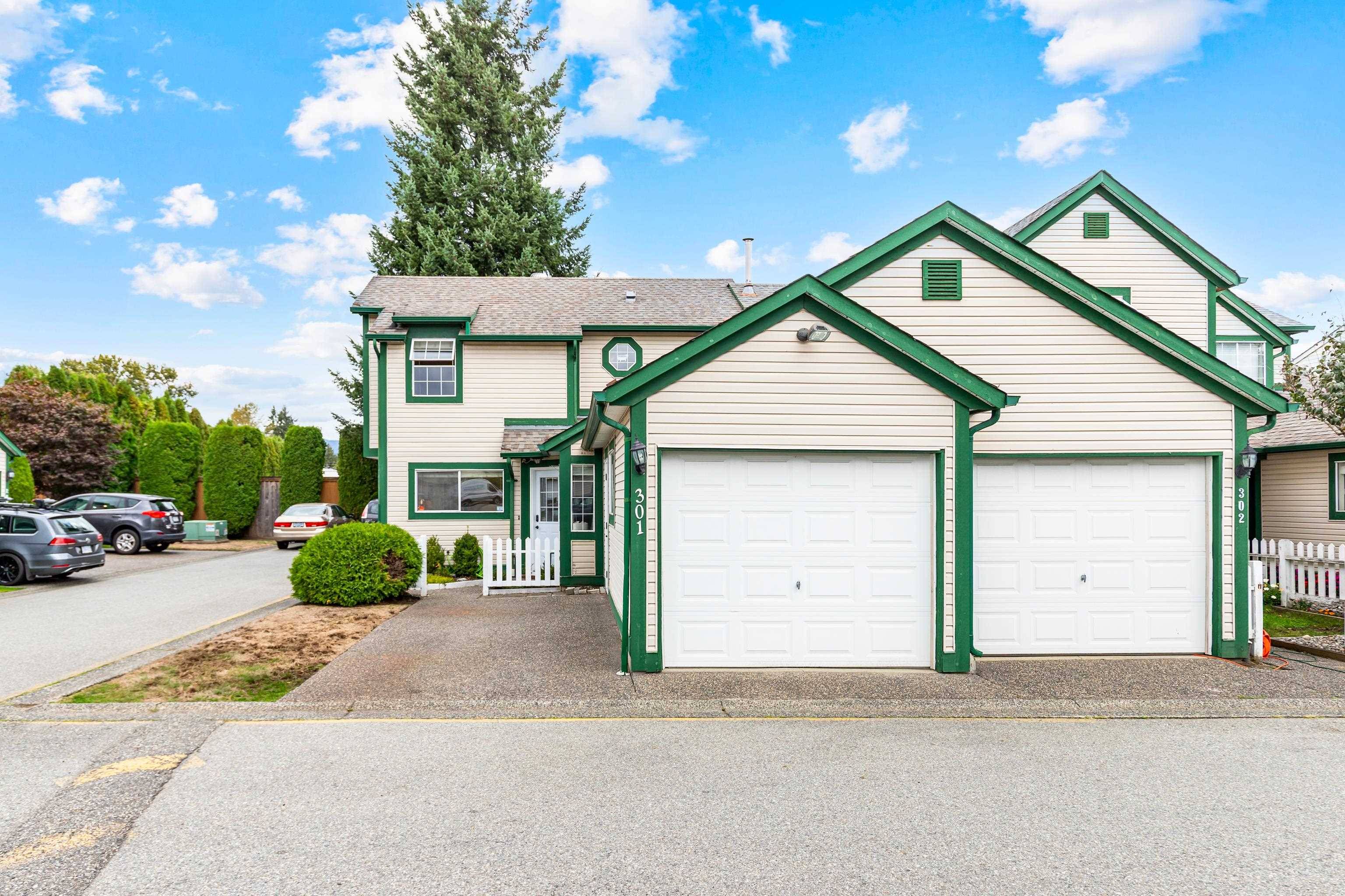 Maple Ridge, BC V2X 0K4,20675 118 AVE #301