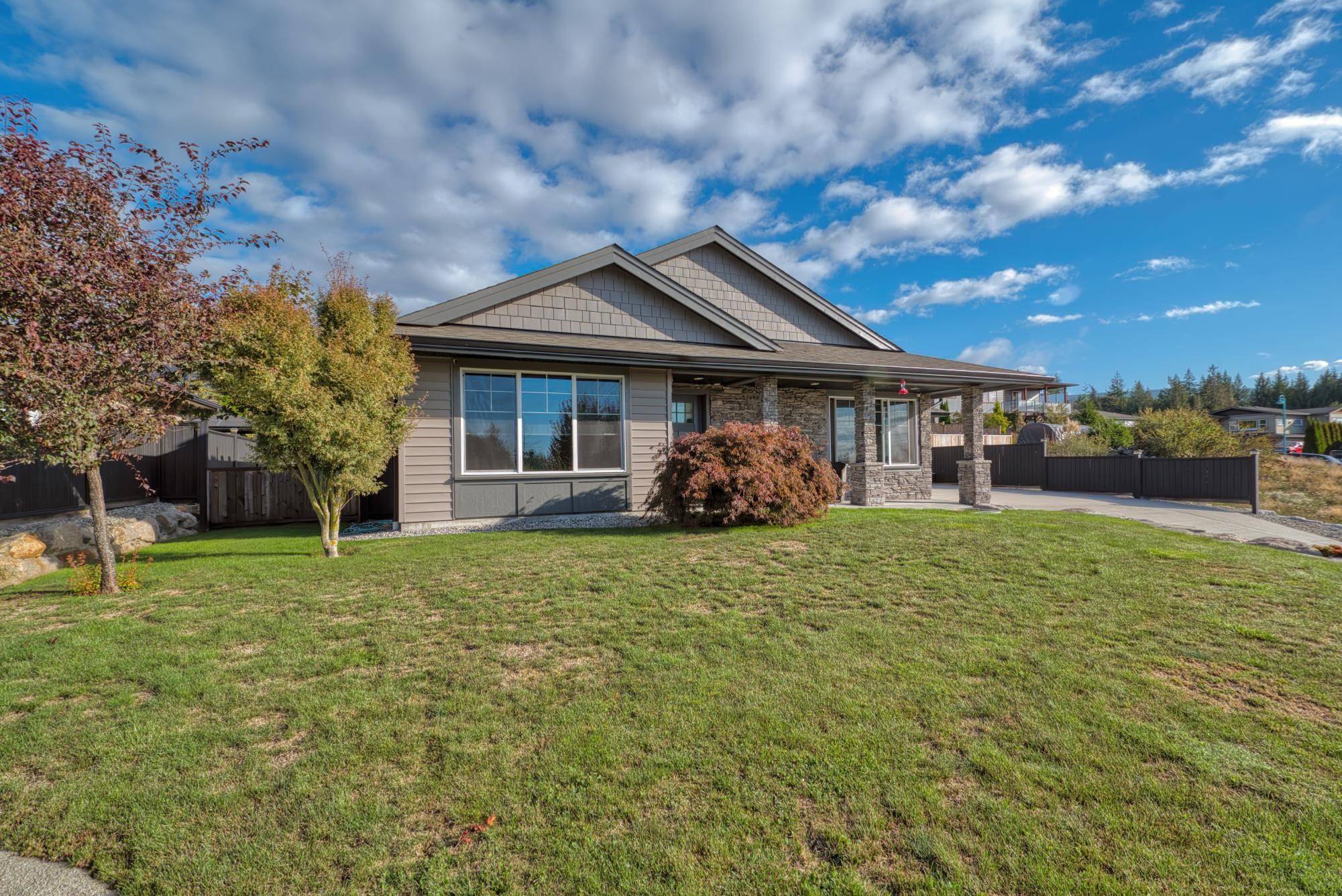 Sechelt, BC V7Z 0N7,6252 Oracle RD