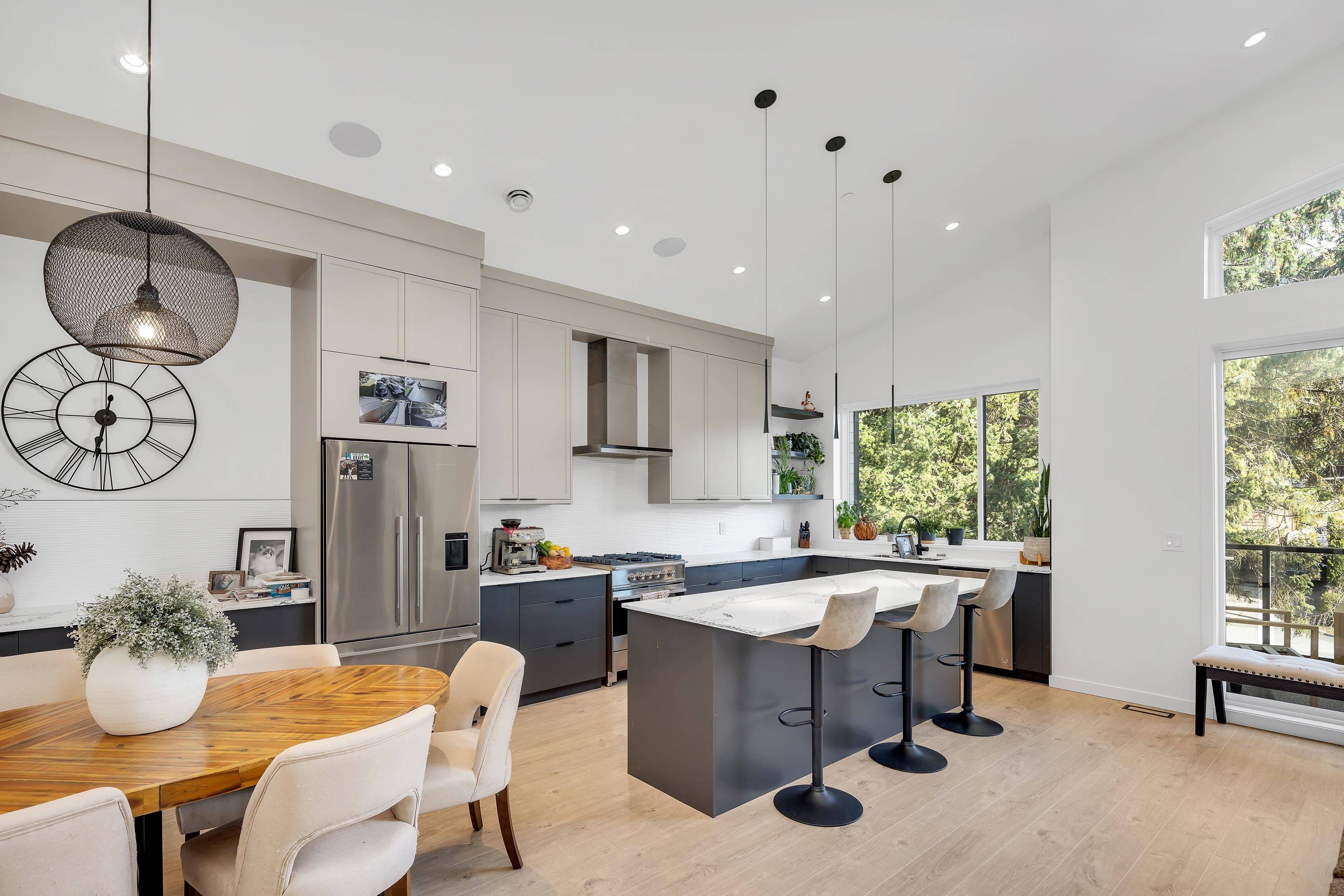 Squamish, BC V0N 1H0,41727 Government RD