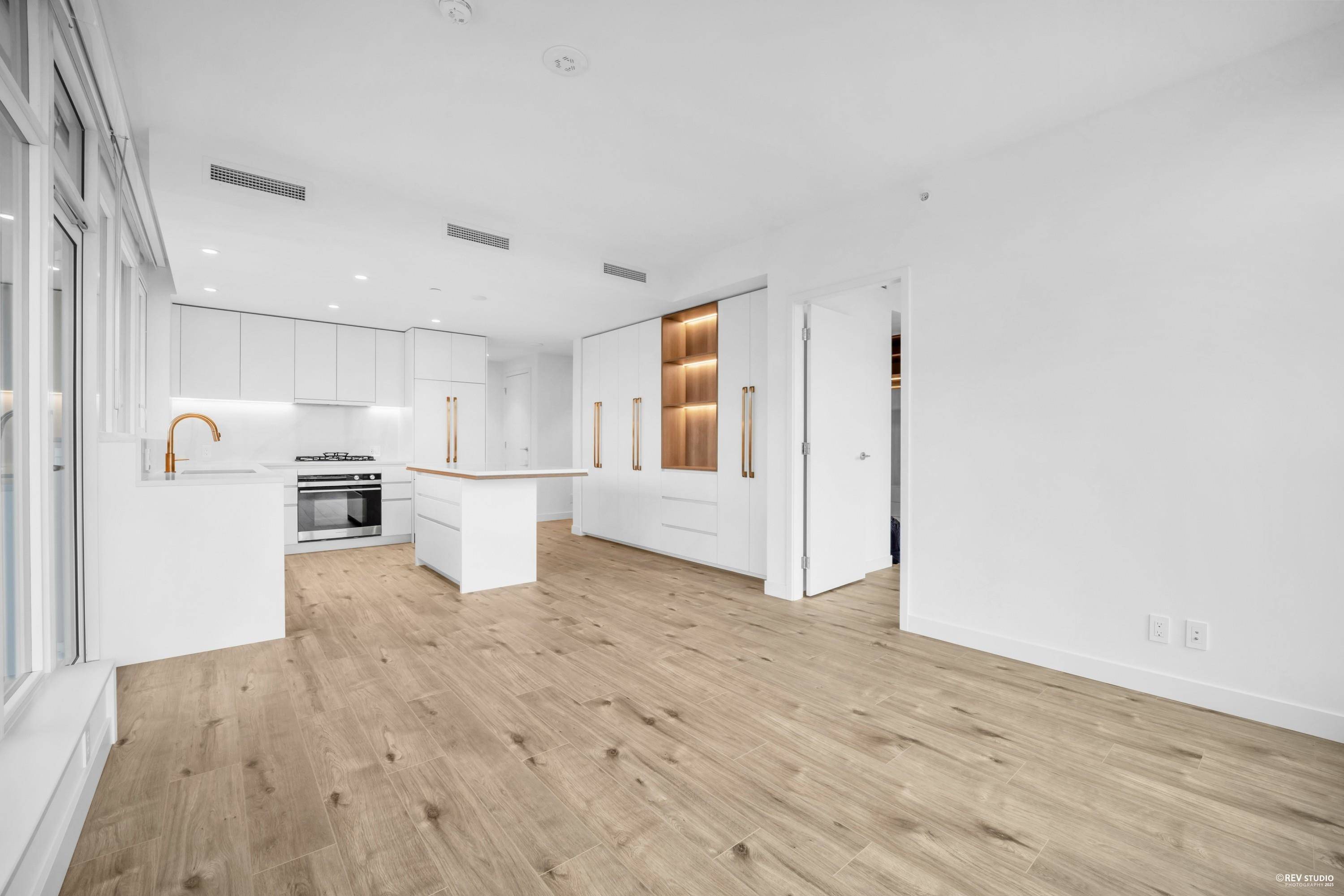 Coquitlam, BC V3J 0P3,720 Farrow ST #508