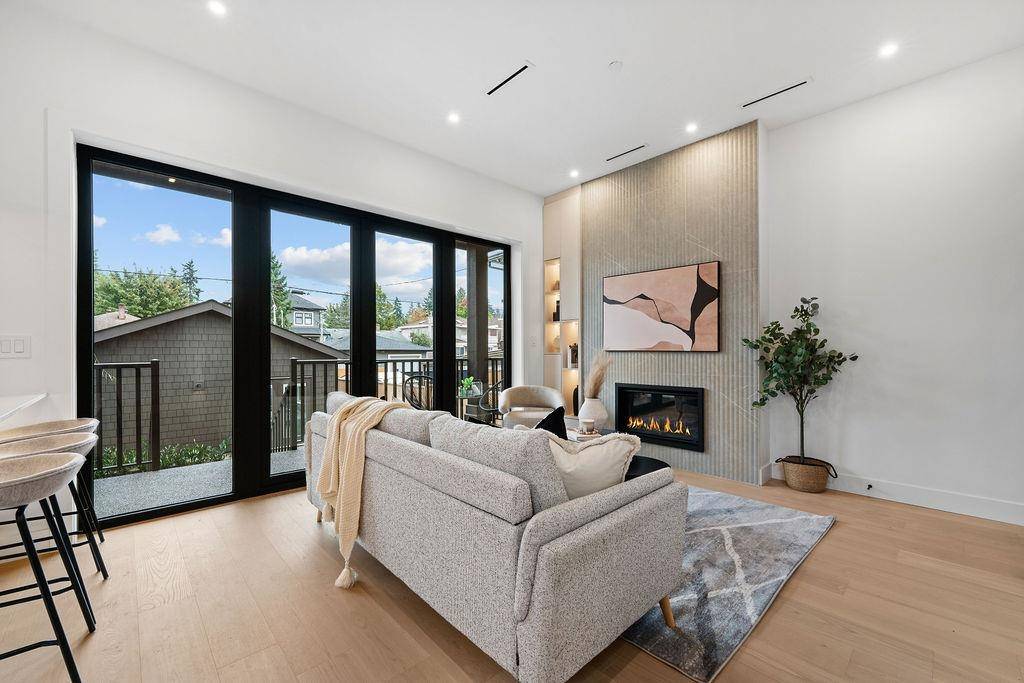 Vancouver, BC V5S 3J7,6892 Brooks ST