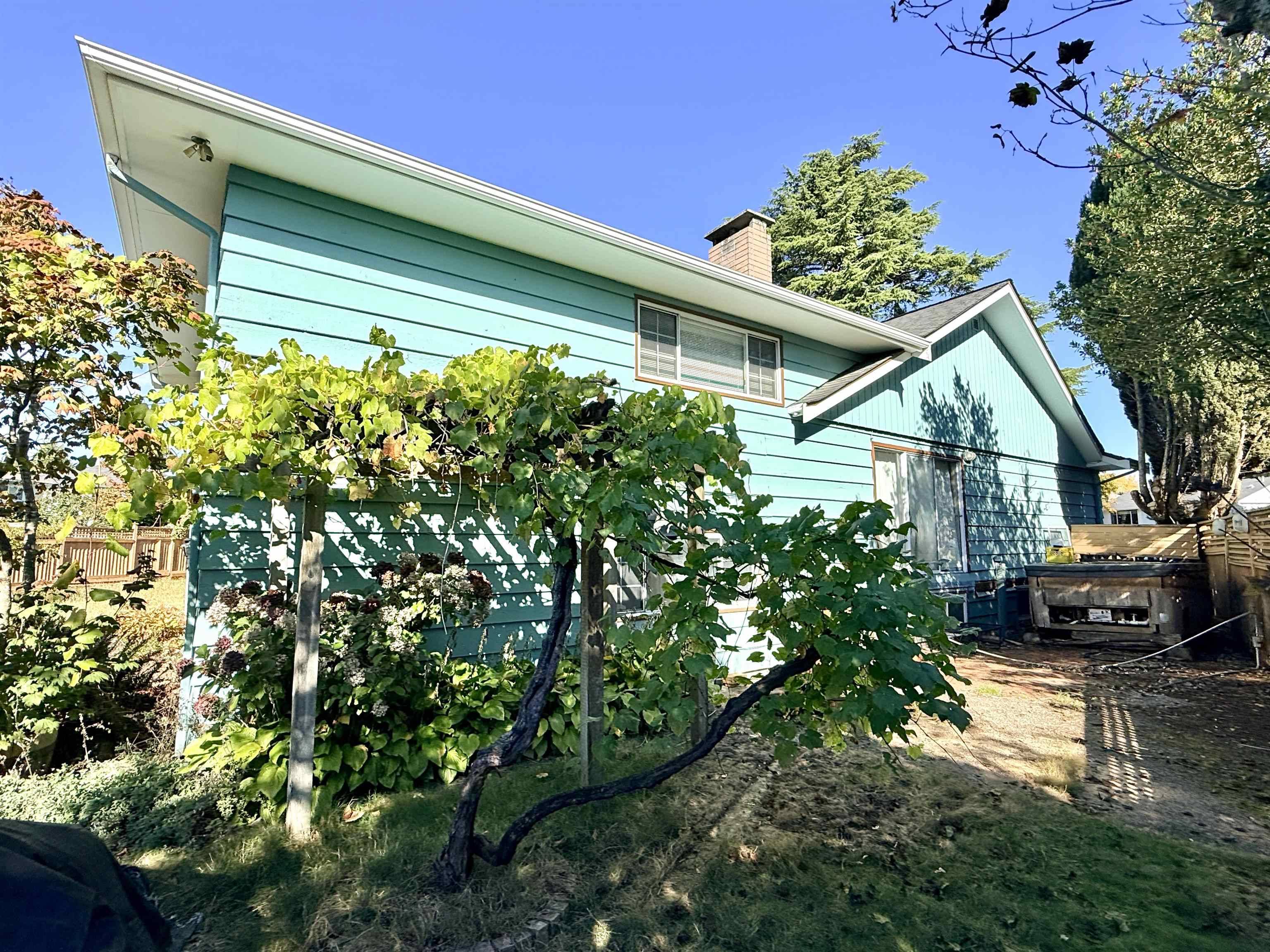 Vancouver, BC V5S 2Y9,7275 Shawnee PL