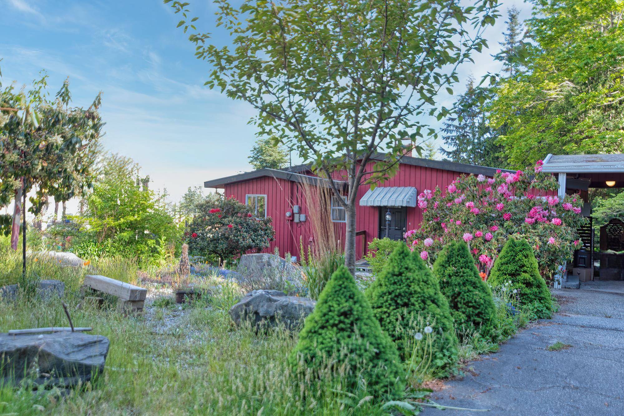 Sechelt, BC V7Z 0S8,6533 Meier RD