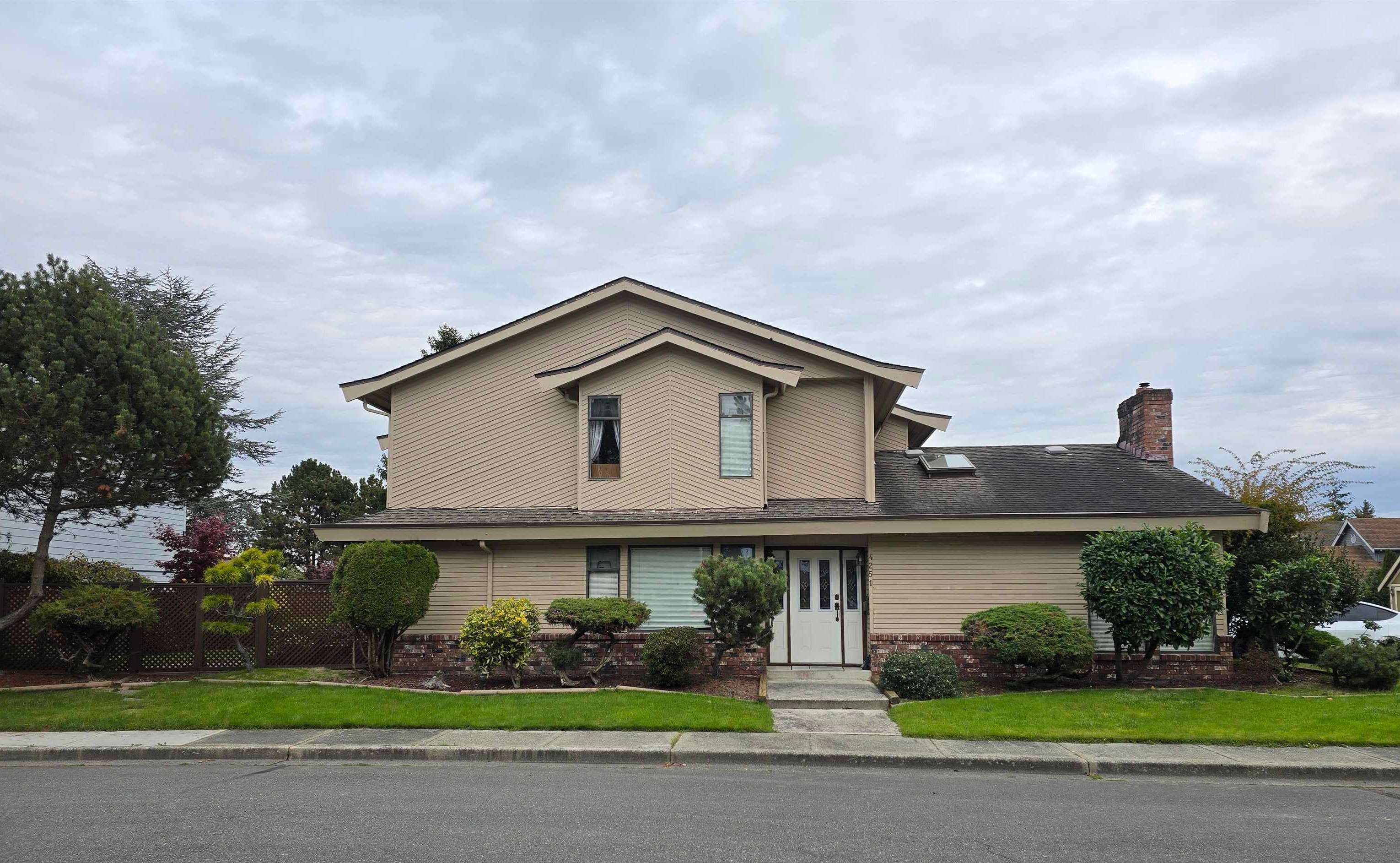 Richmond, BC V7E 5R1,4251 Gander PL
