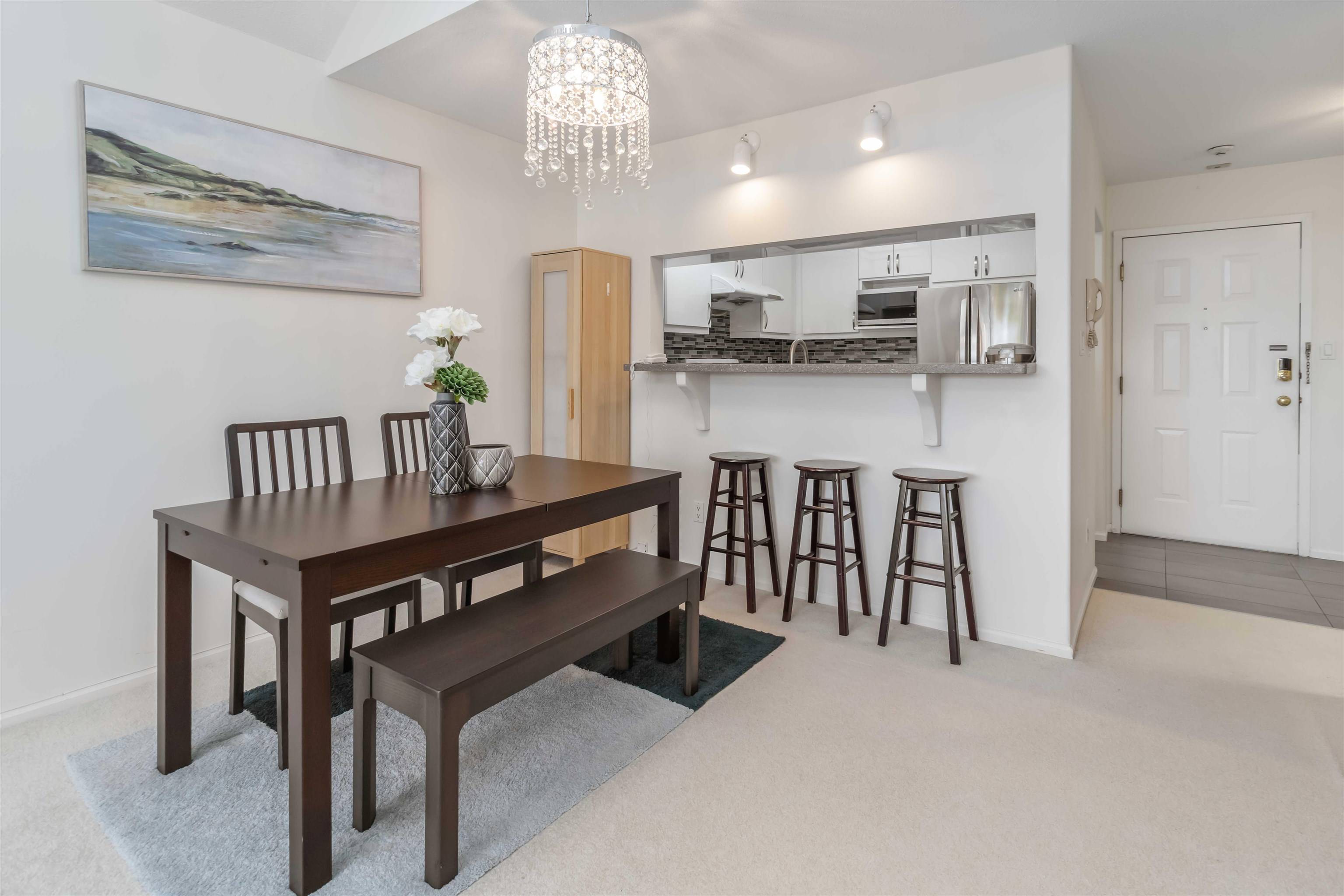 Richmond, BC V6Y 1N5,8120 Bennett RD #302