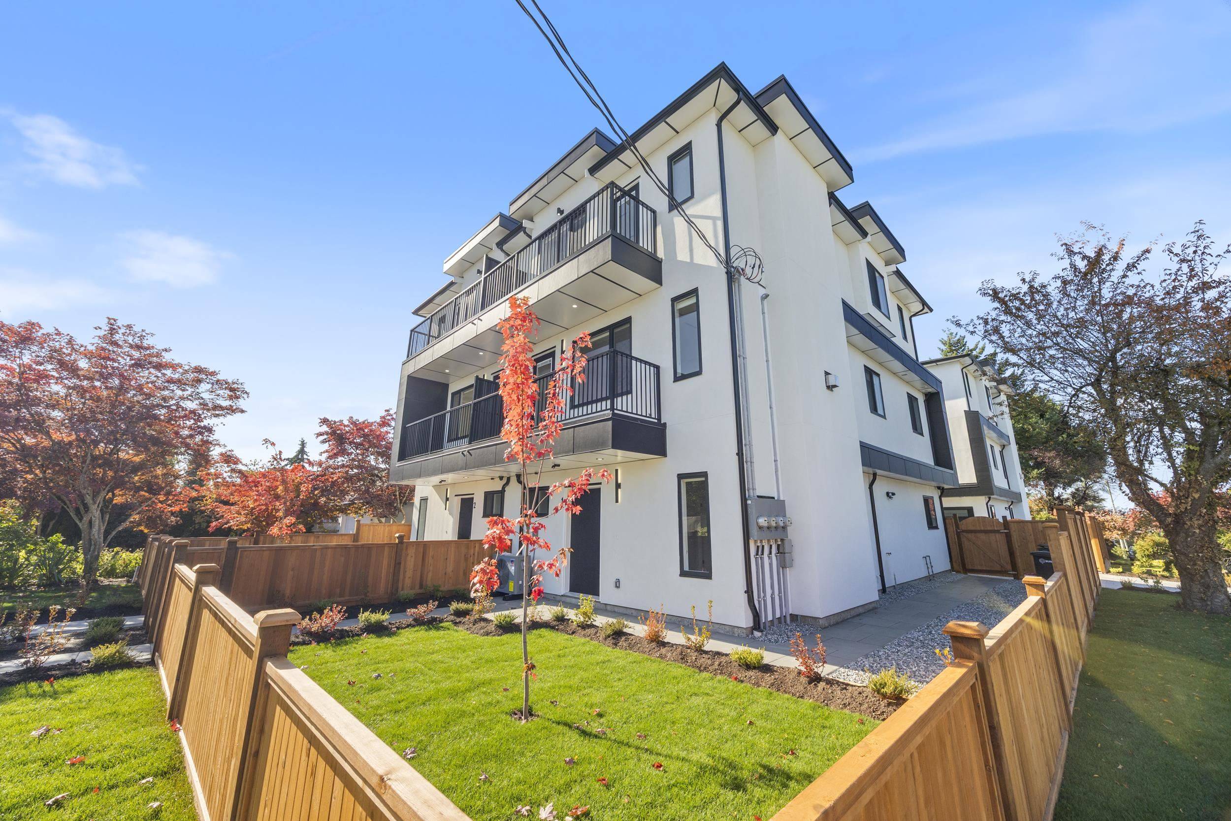 Burnaby, BC V5J 3R4,4170 Hurst ST #1