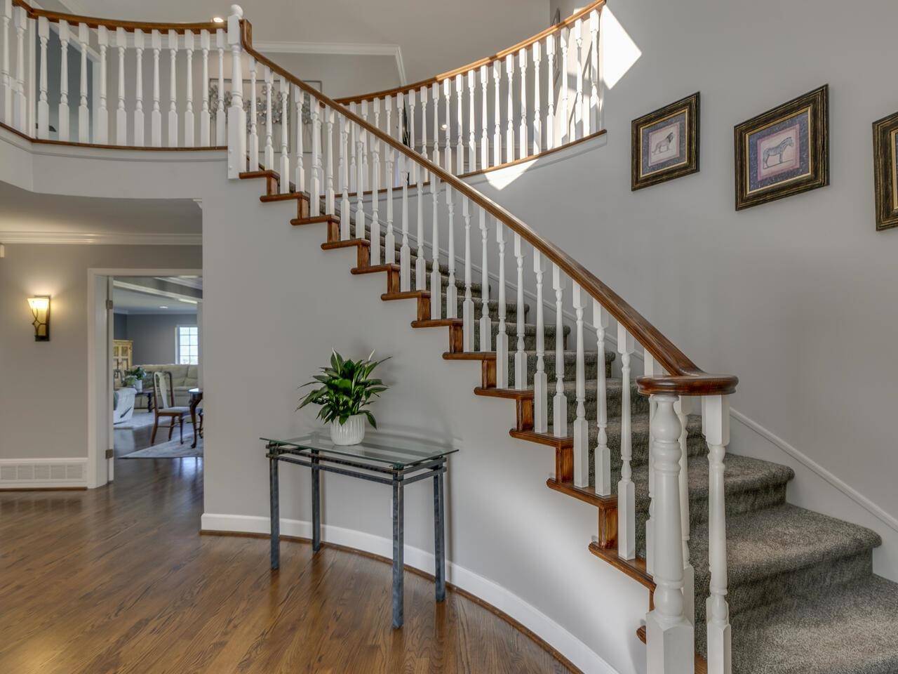 West Vancouver, BC V7W 3E8,5390 Westhaven Wynd