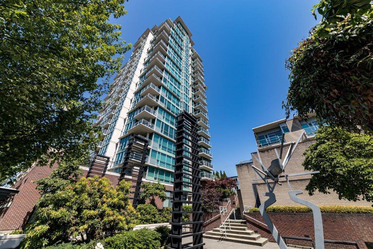 North Vancouver, BC V7L 4X9,138 E Esplanade #501
