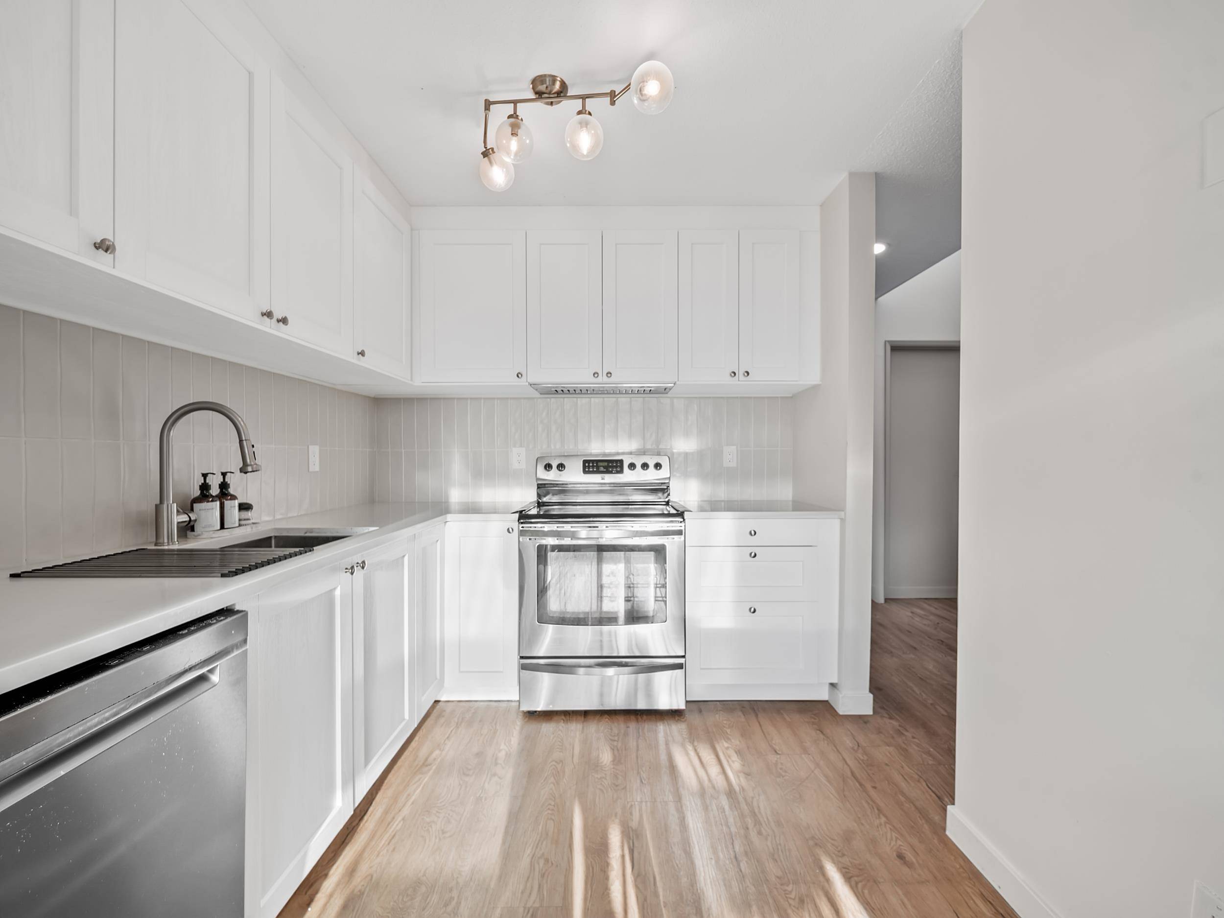 Coquitlam, BC V3K 5W8,2509 Burian DR