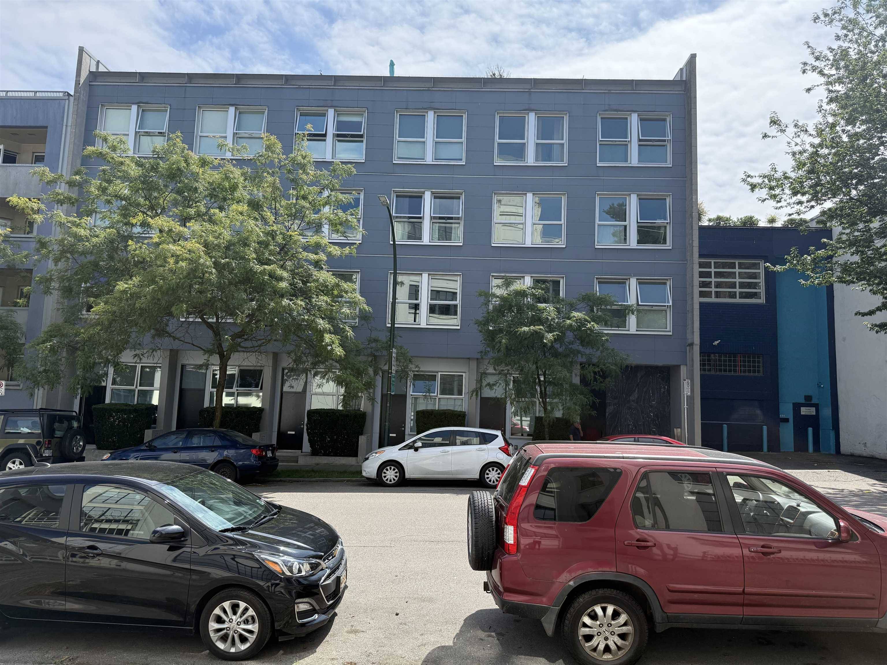 Vancouver, BC V6A 1C9,626 Alexander ST #208