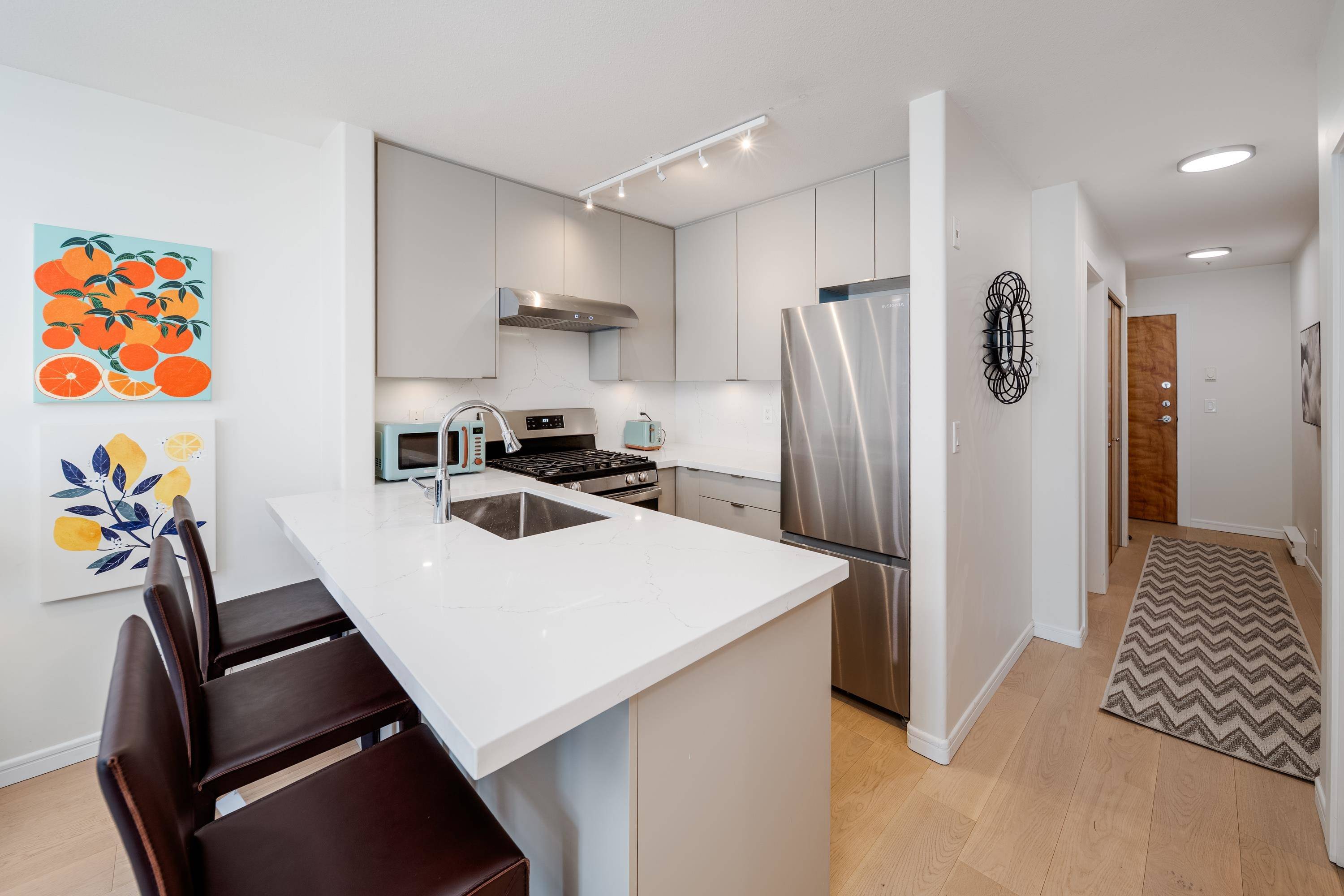 Vancouver, BC V6K 4T6,2688 Vine ST #404