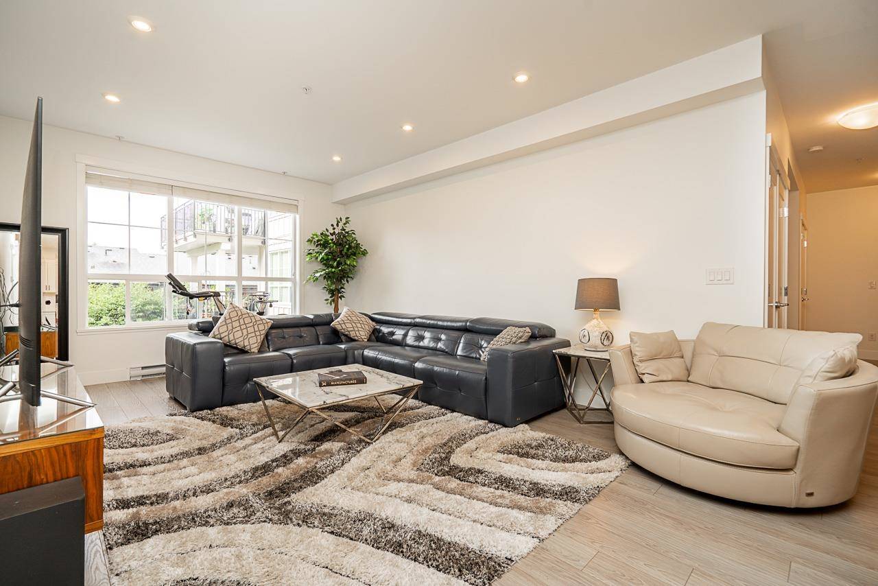 Maple Ridge, BC V6C 3P6,12367 224 ST #204