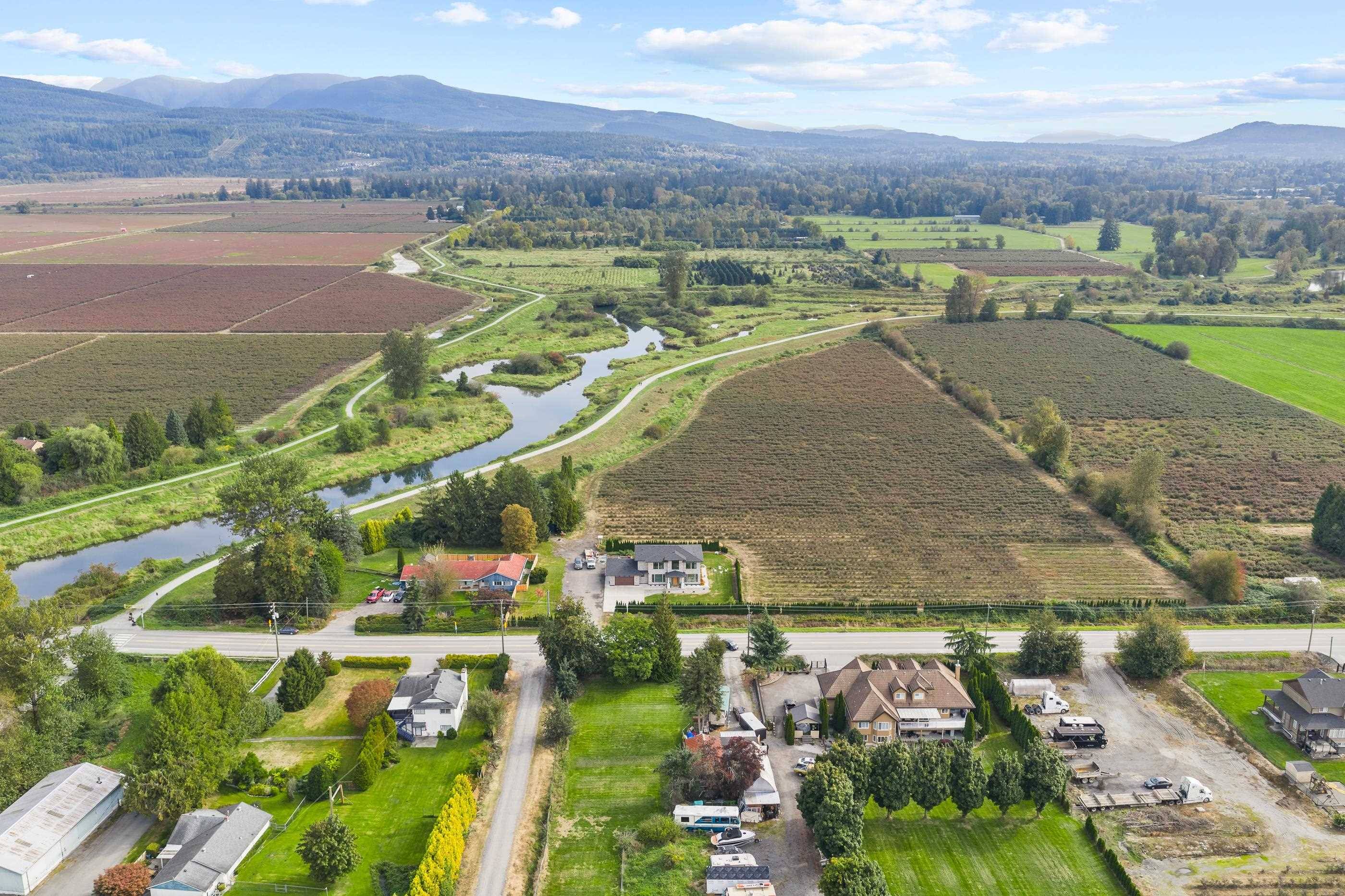 Maple Ridge, BC V3Y 0A8,13540 Neaves RD