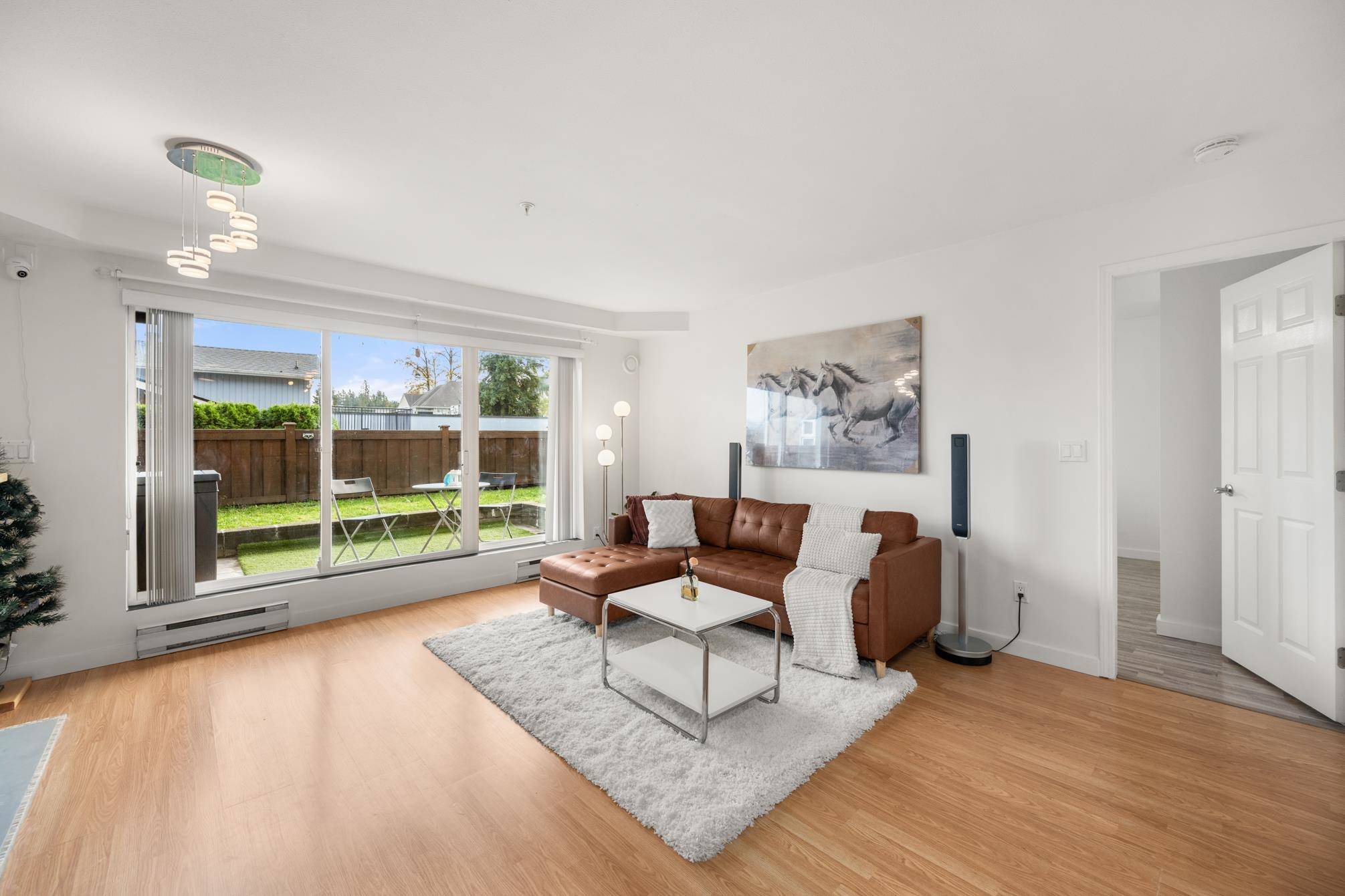 Port Coquitlam, BC V3B 1T4,1570 Prairie AVE #106