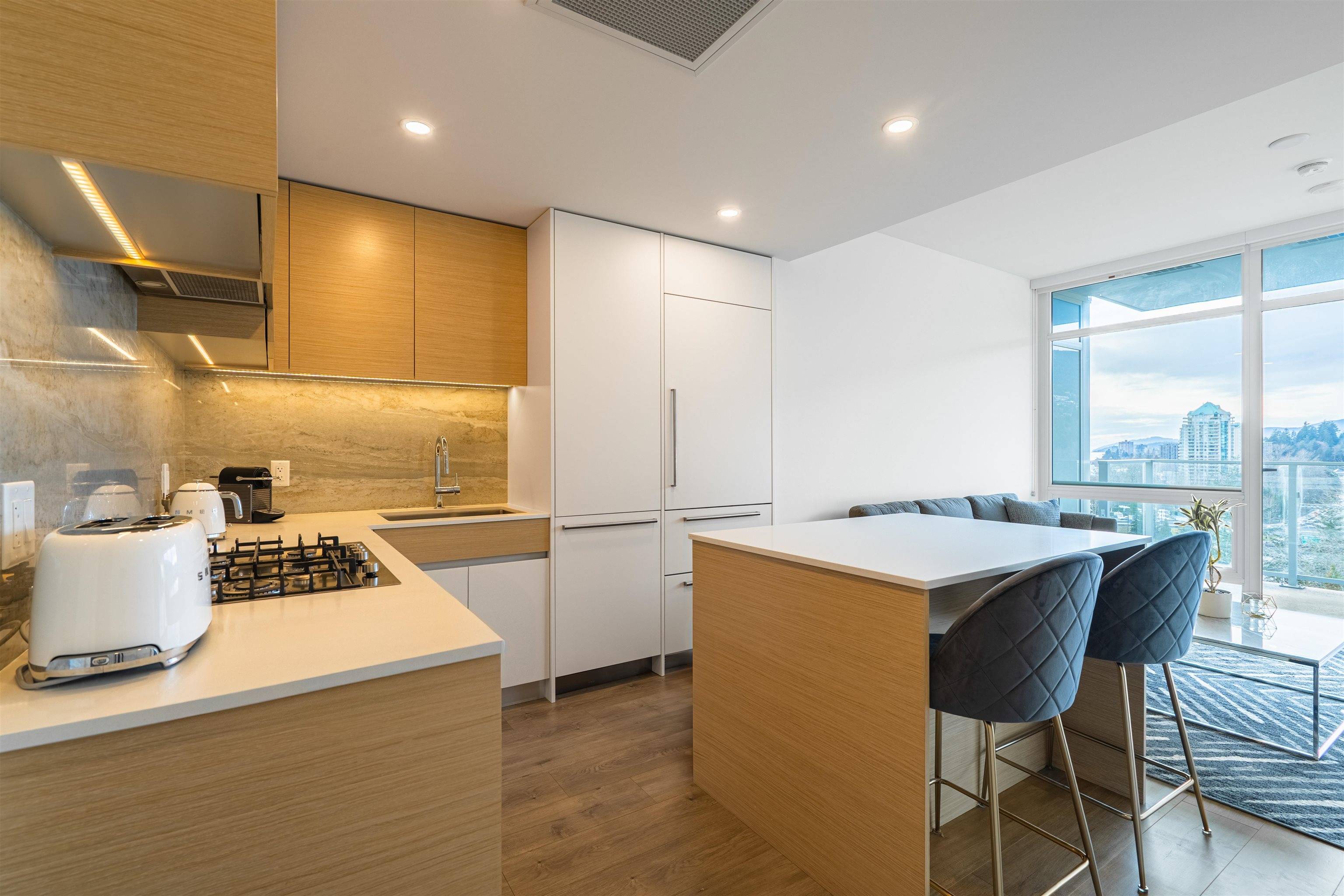 West Vancouver, BC V7P 0E4,200 Klahanie CT #1107