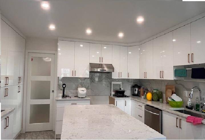 New Westminster, BC V3L 4P8,131 Rickman PL