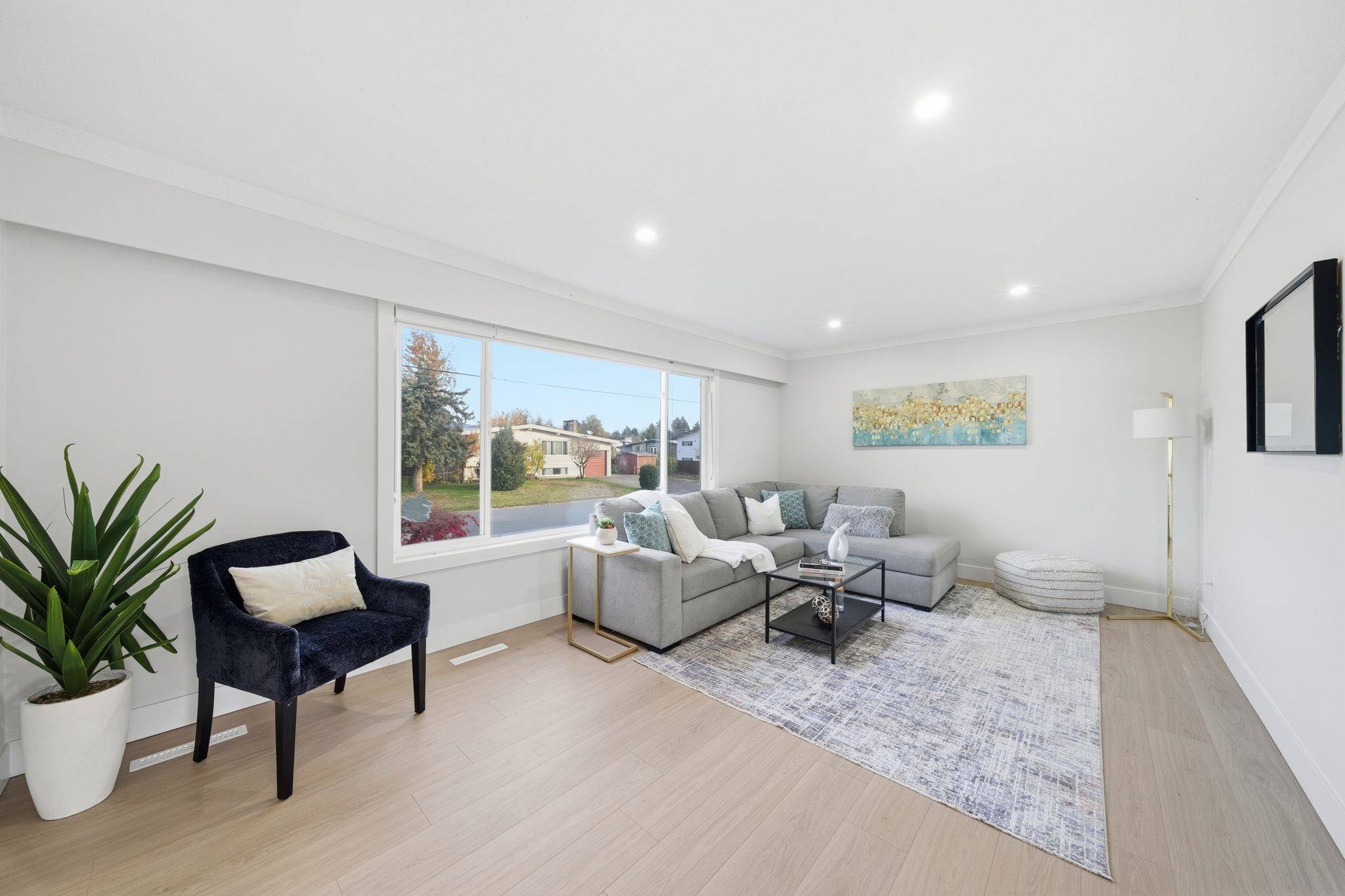 Chilliwack, BC V2R 3G9,45266 Balmoral AVE