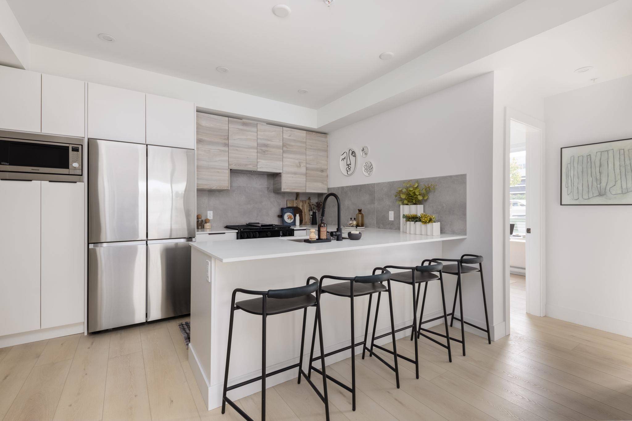 Abbotsford, BC V2T 0A5,30494 Cardinal AVE #610