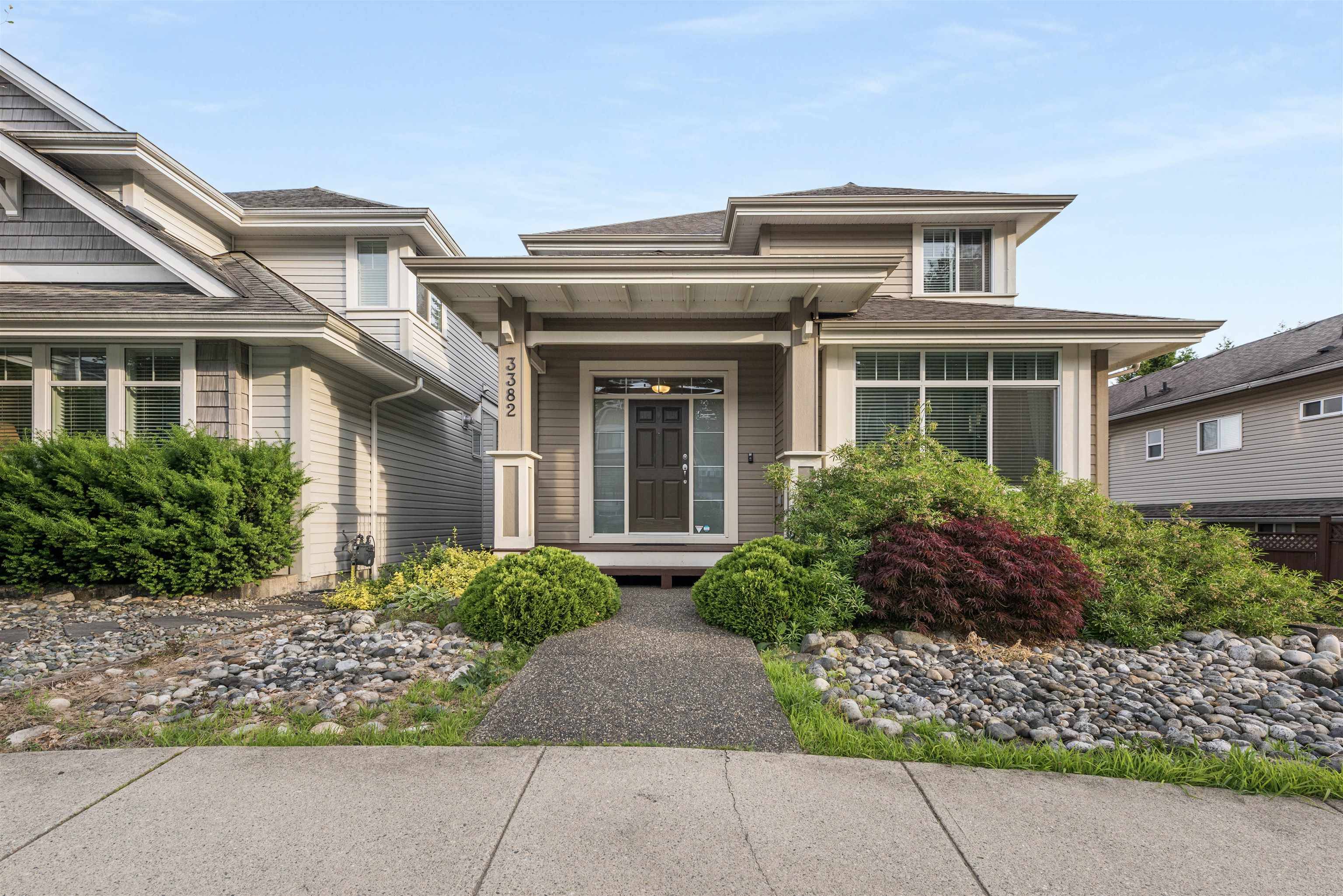 Coquitlam, BC V3B 0C9,3382 Darwin AVE