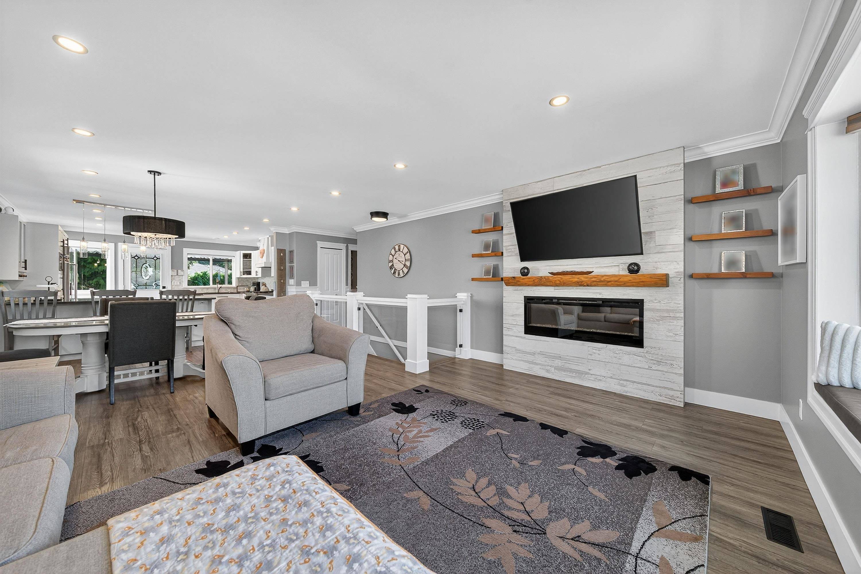 Maple Ridge, BC V2X 8Y4,20140 Bruce AVE