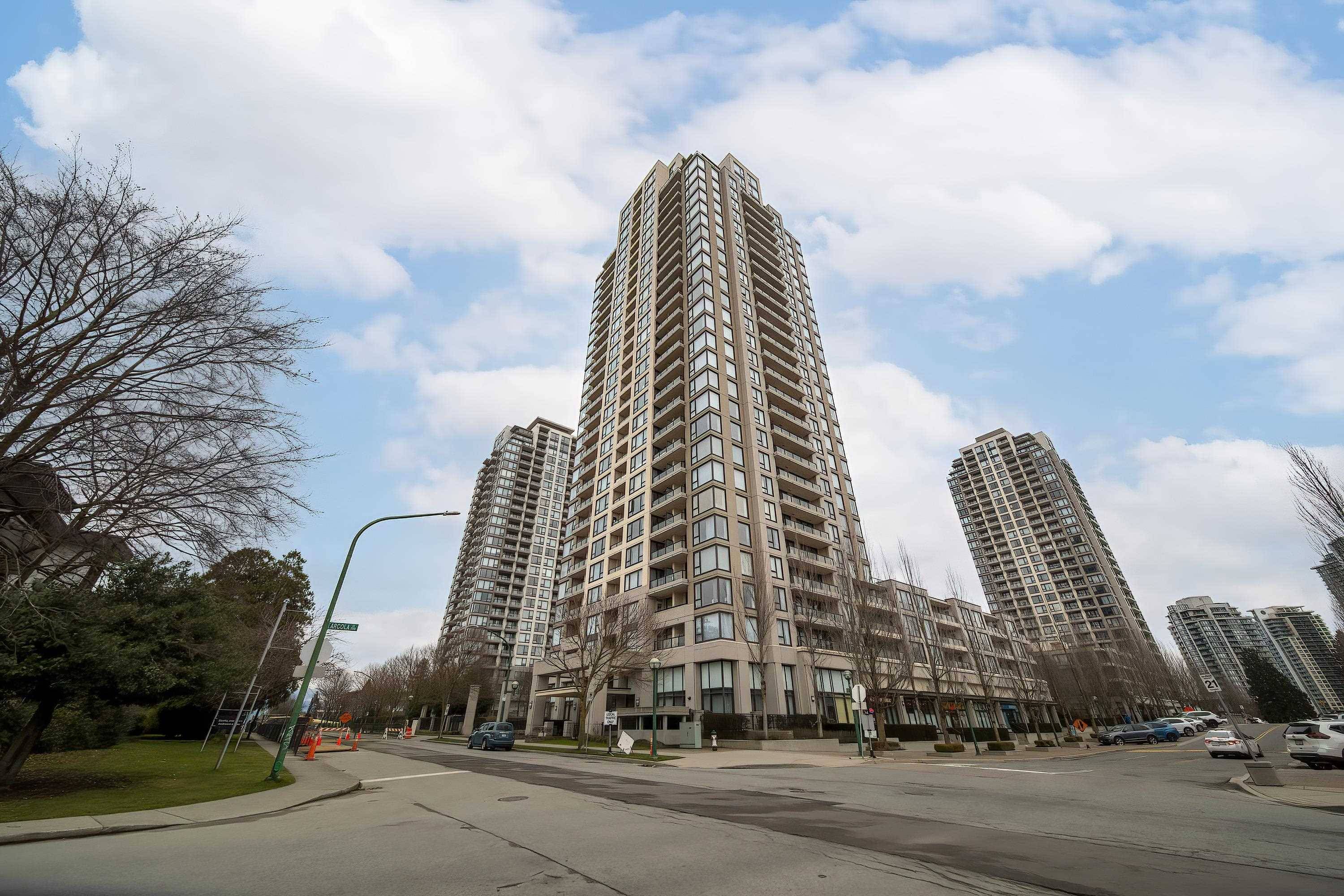 Burnaby, BC V5E 0A4,7088 Salisbury AVE #1607