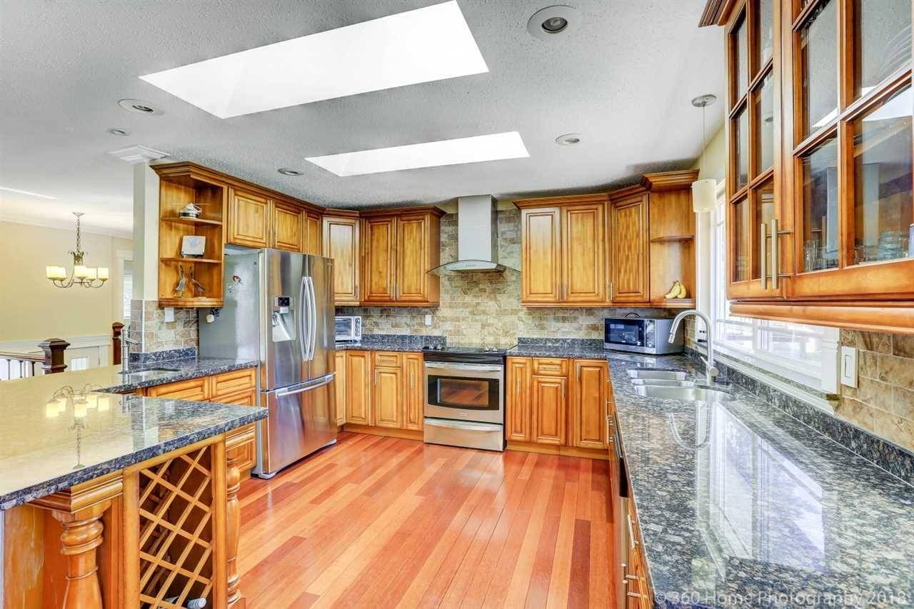 Coquitlam, BC V3C 2E8,2731 Daybreak AVE