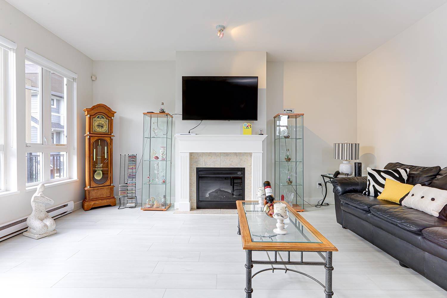 New Westminster, BC V3M 0A3,160 Pembina ST #47