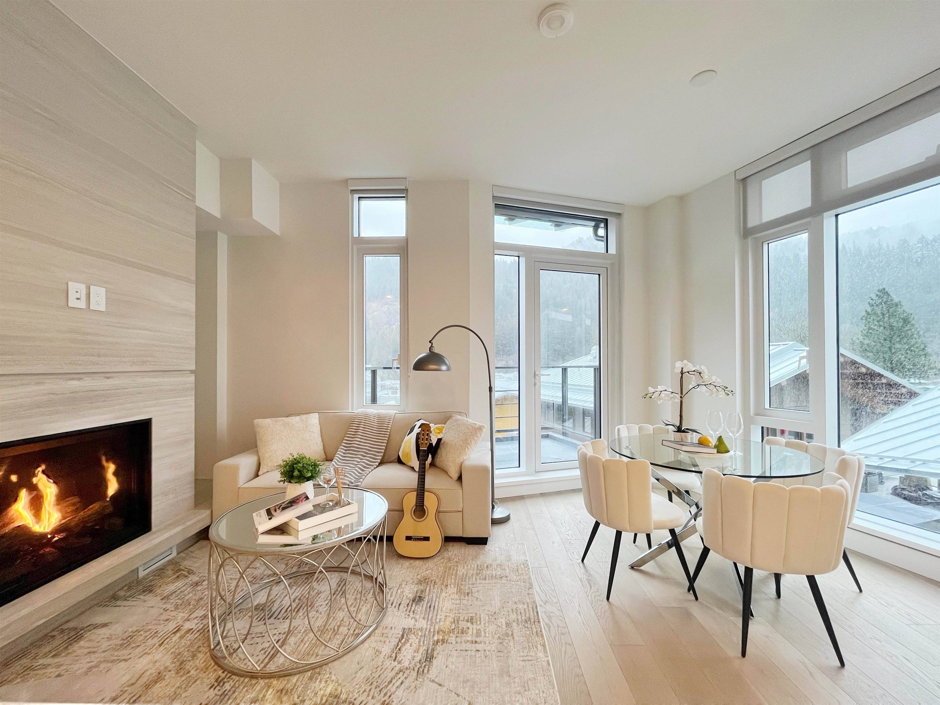 West Vancouver, BC V7W 2B2,6687 Nelson AVE #409