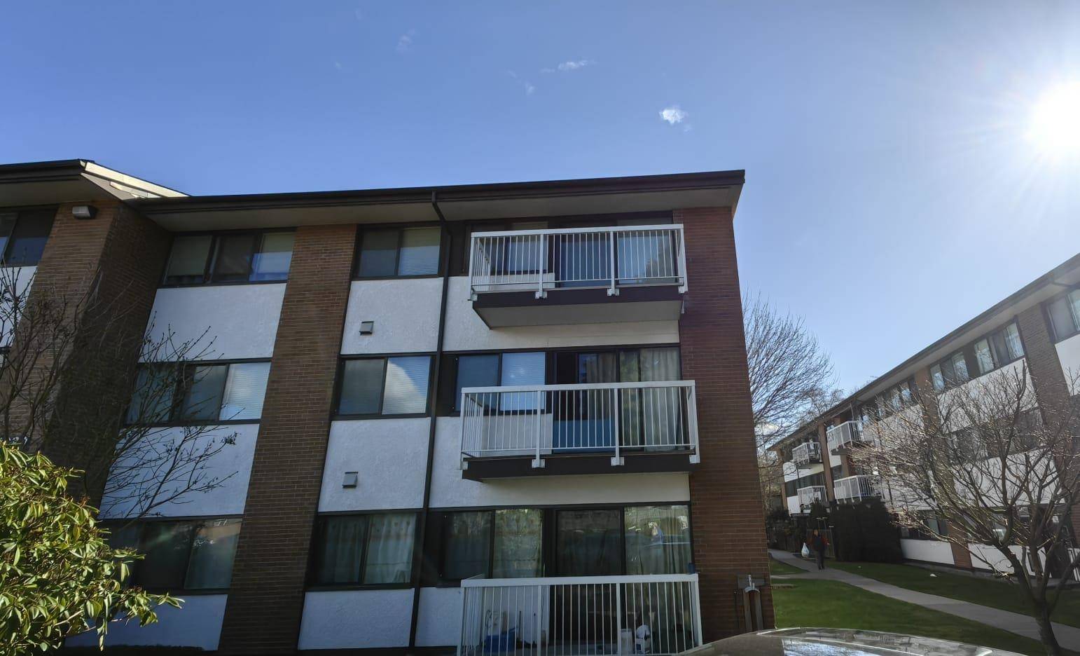 Richmond, BC V7A 2E5,8080 Ryan RD #301