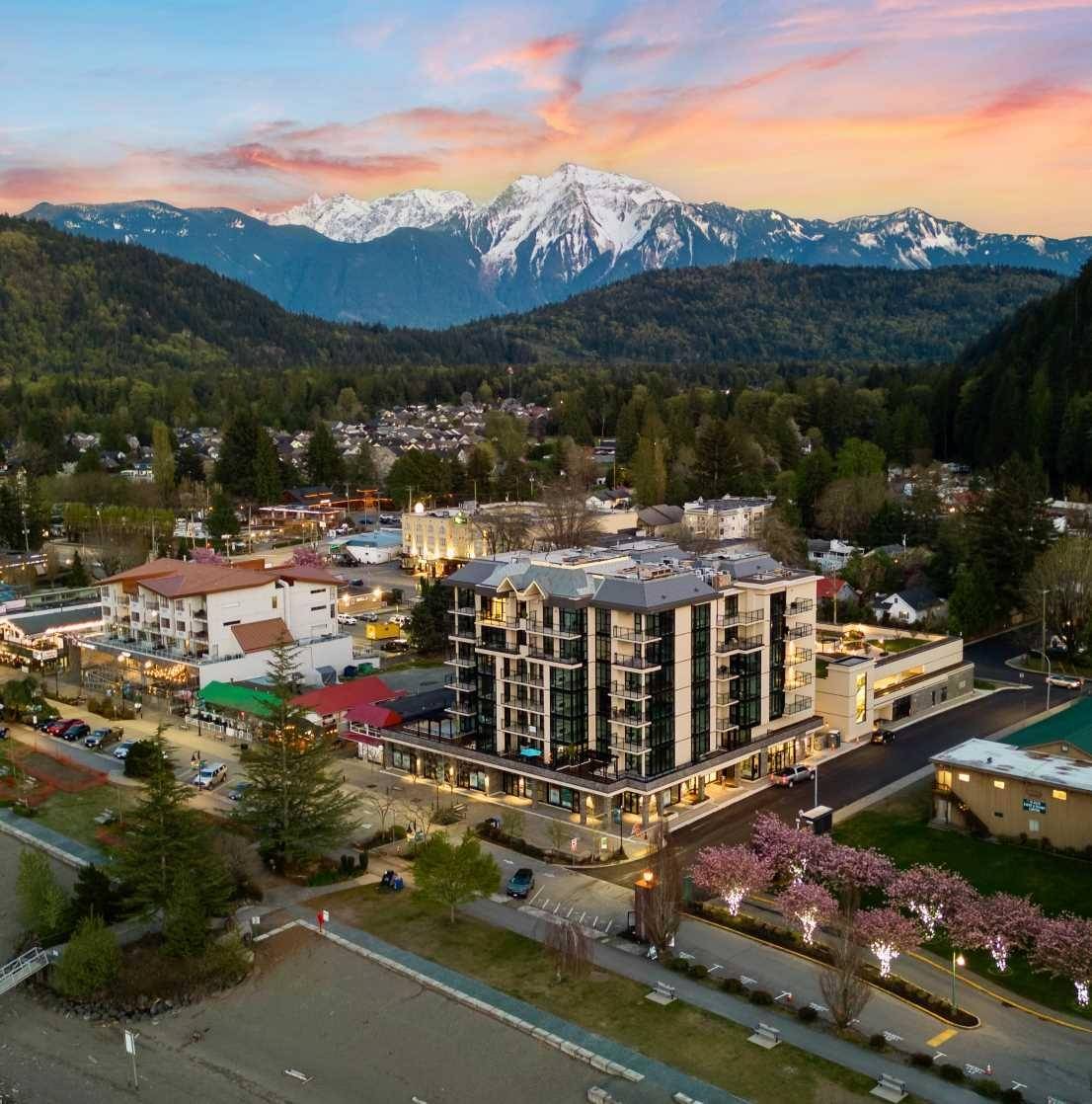 Harrison Hot Springs, BC V0M 1K0,120 Esplanade AVE #404