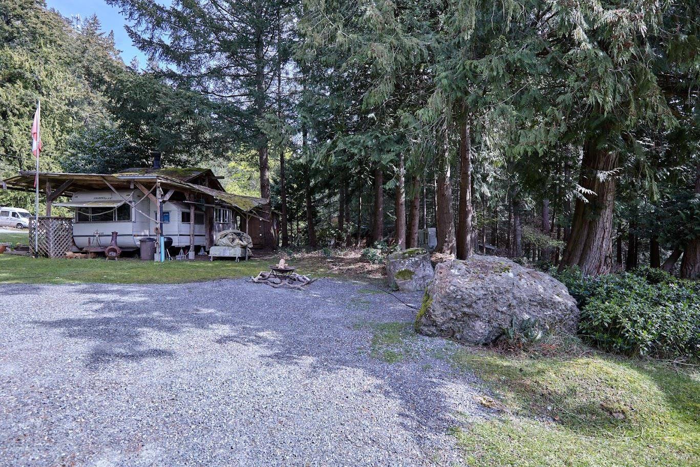 Mayne Island, BC V0N 2J2,416 Wood Dale DR