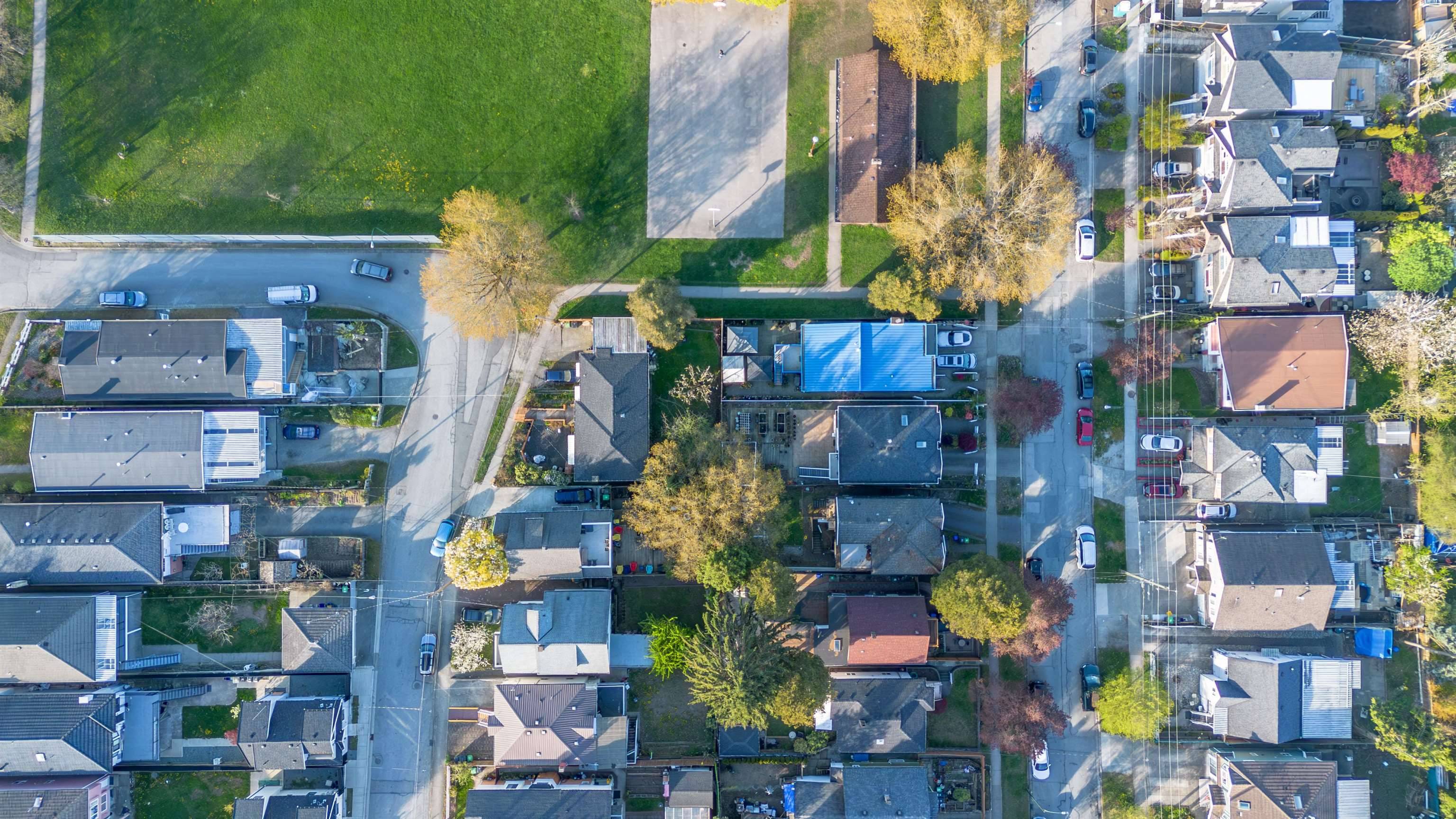 Vancouver, BC V5R 4C7,5311 Mckinnon ST