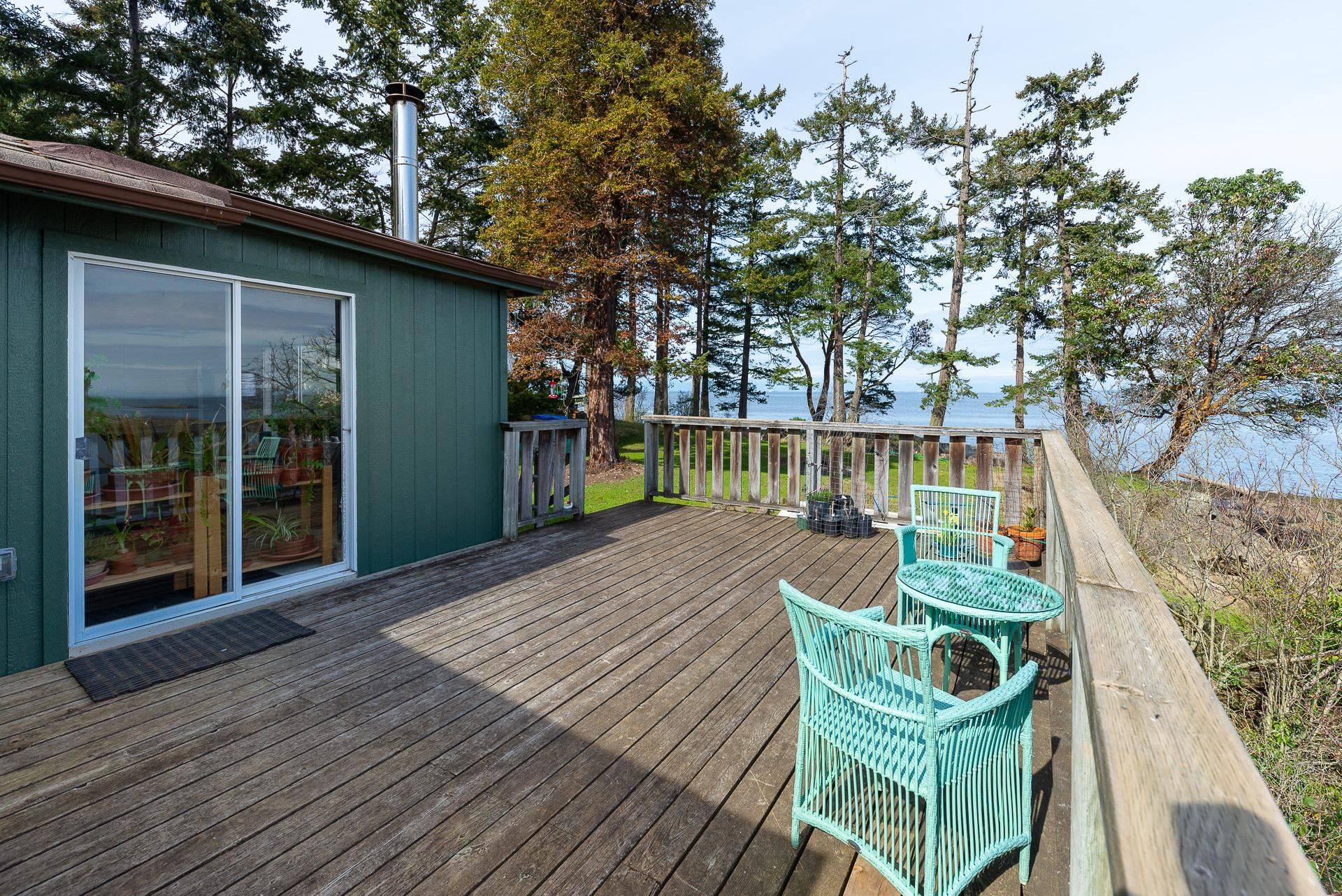 Mayne Island, BC V0N 2J1,581 Bayview DR