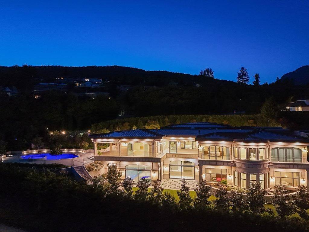West Vancouver, BC V7S 2A8,839 Eyremount DR