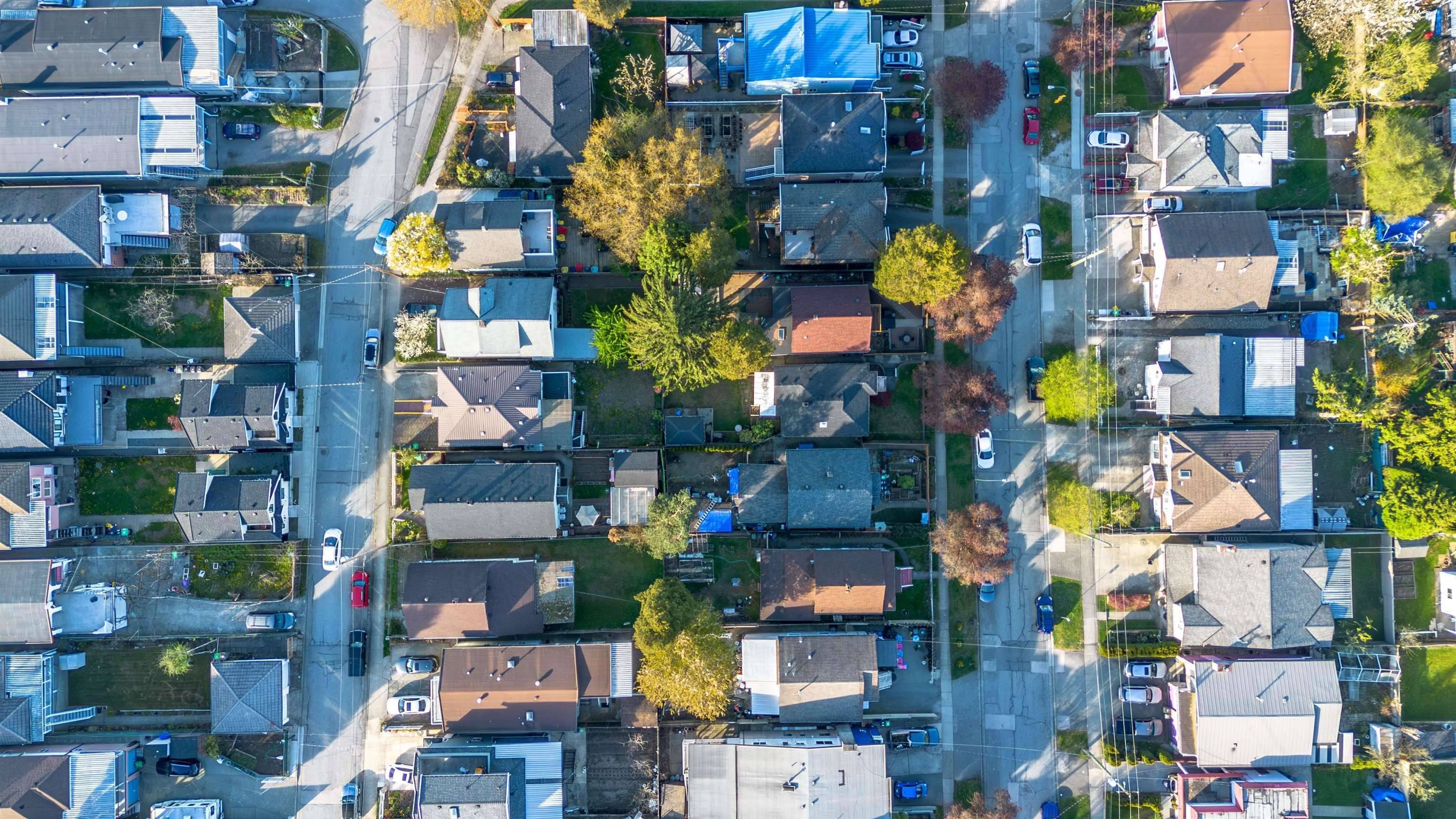 Vancouver, BC V5R 4C5,5326 Mchardy ST