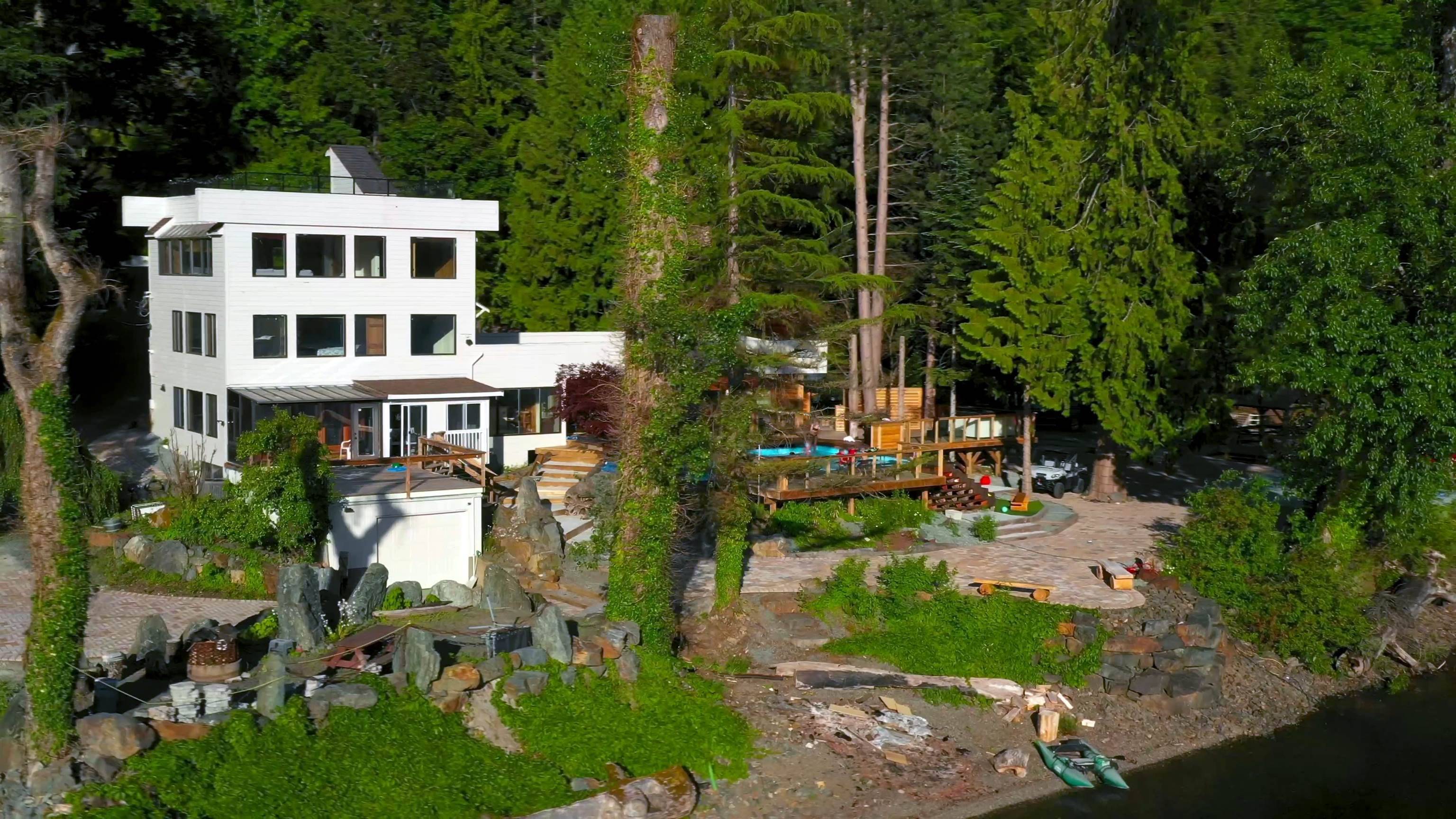 Harrison Hot Springs, BC V0M 1A0,6507 Rockwell DR