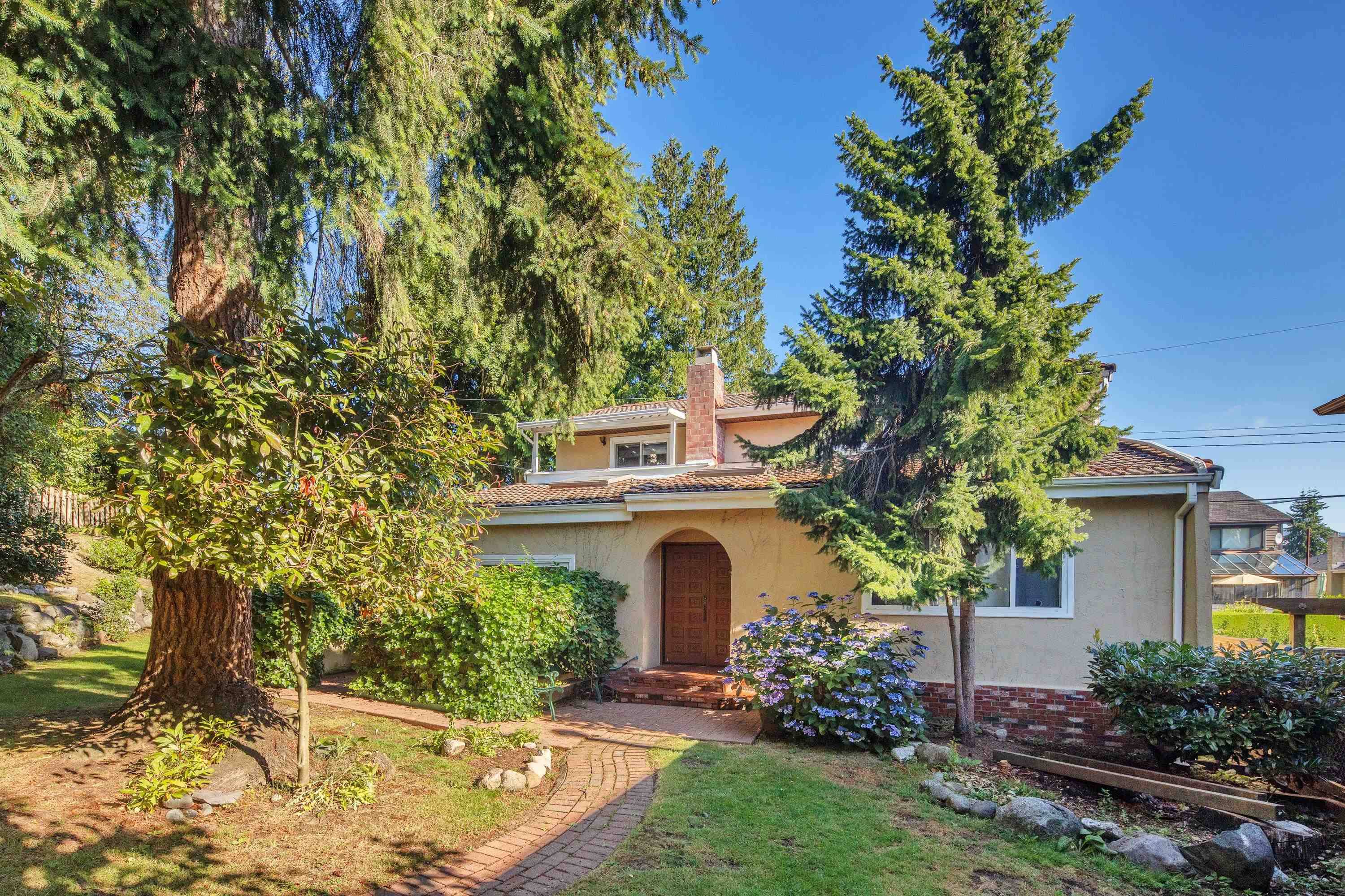 Vancouver, BC V6L 1R5,2929 W 24th AVE