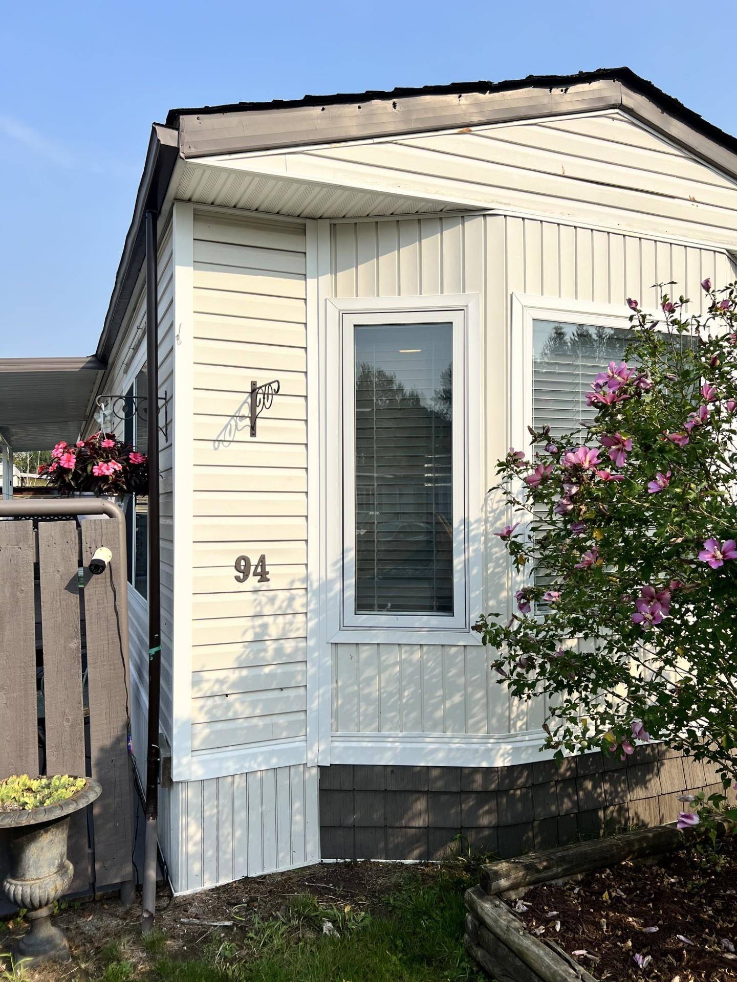 Abbotsford, BC V2S 7Y6,3300 Horn ST #94