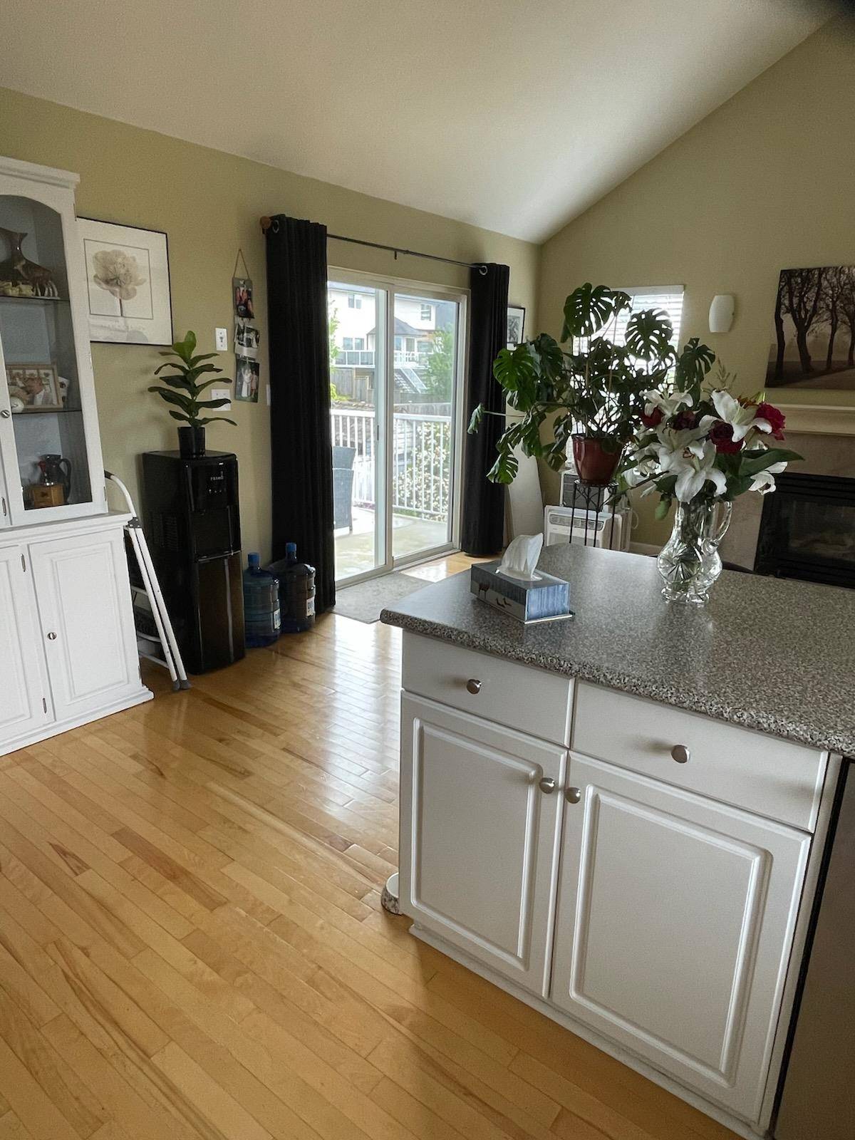 Mission, BC V2V 6Z7,8381 Casselman CRES