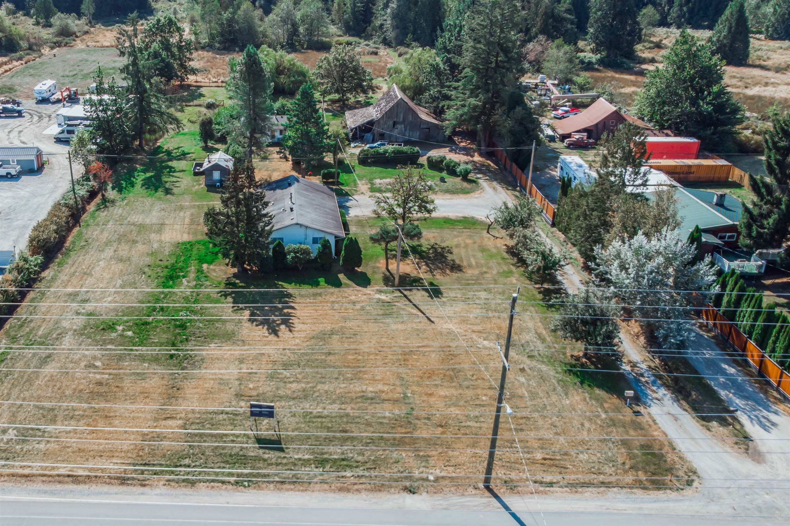 Maple Ridge, BC V4R 1Y4,25792 Dewdney Trunk RD