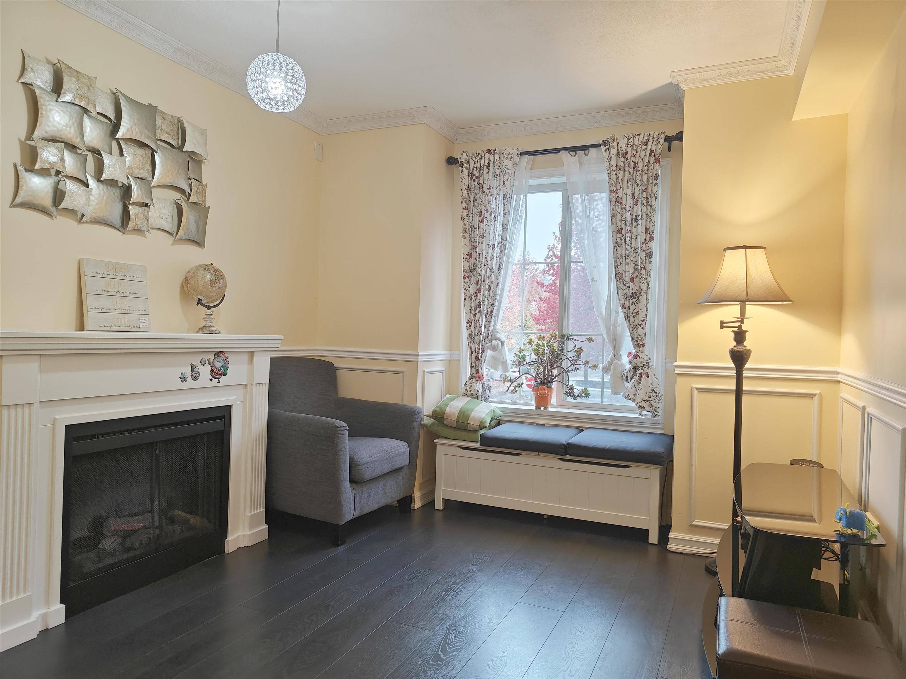 Surrey, BC V3R 2W1,14855 100 AVE #58