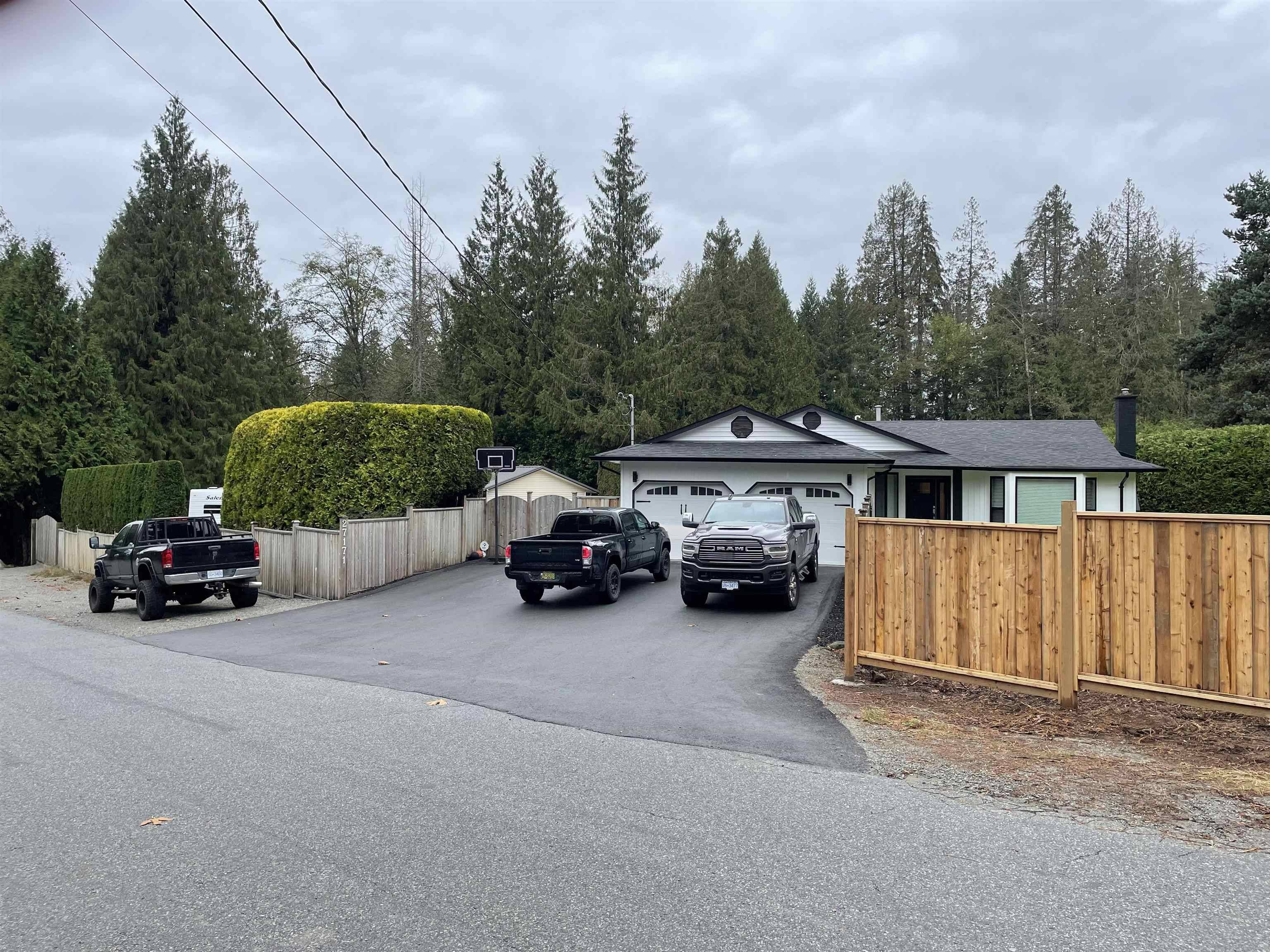 Maple Ridge, BC V2W 1Y7,27171 112th AVE