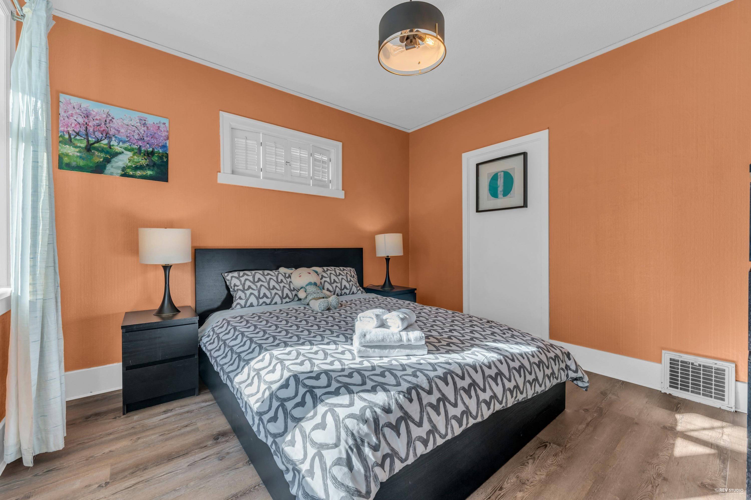 Vancouver, BC V6N 2N8,3885 W 35th AVE