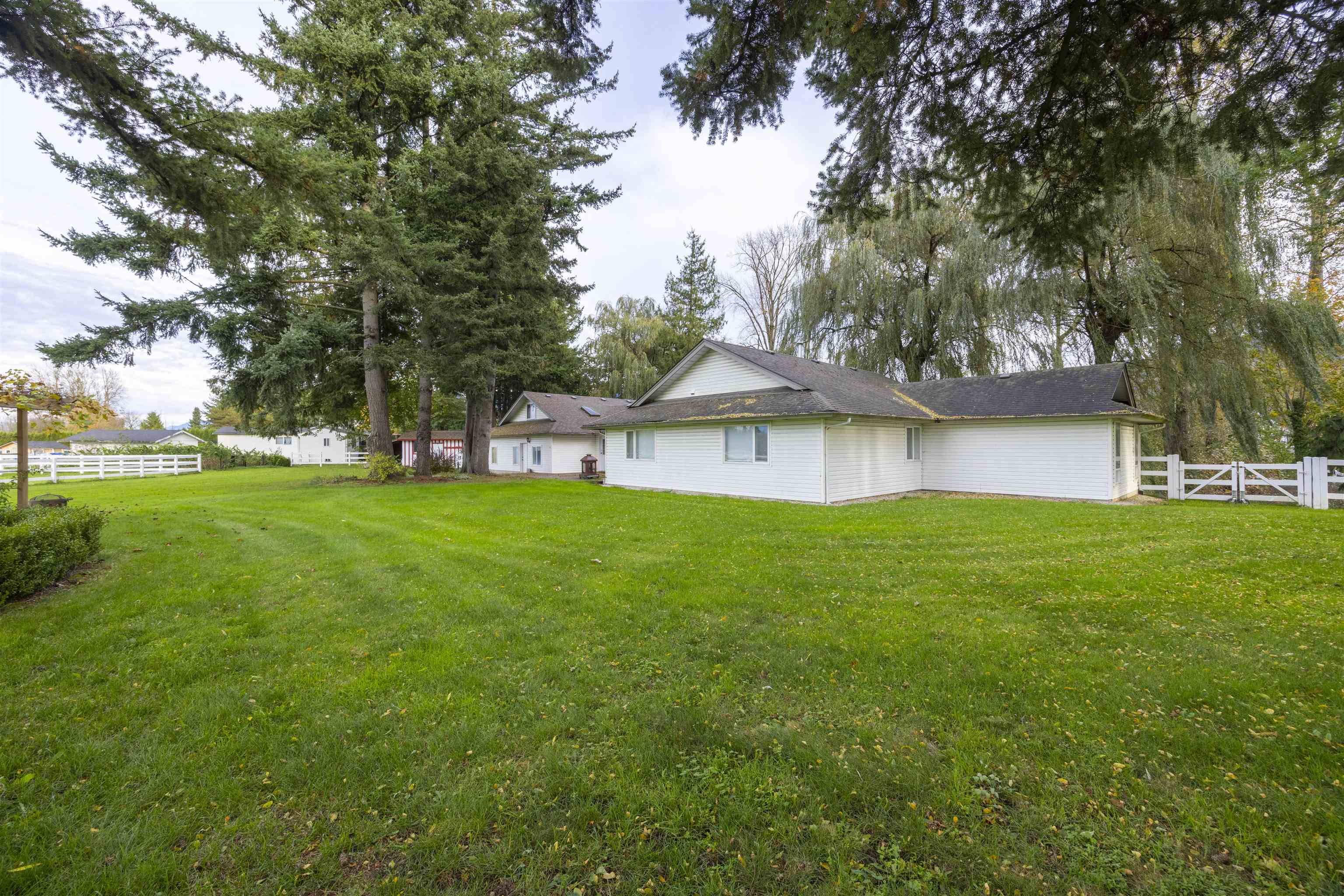 Chilliwack, BC V2R 4M2,6911 Chilliwack River RD