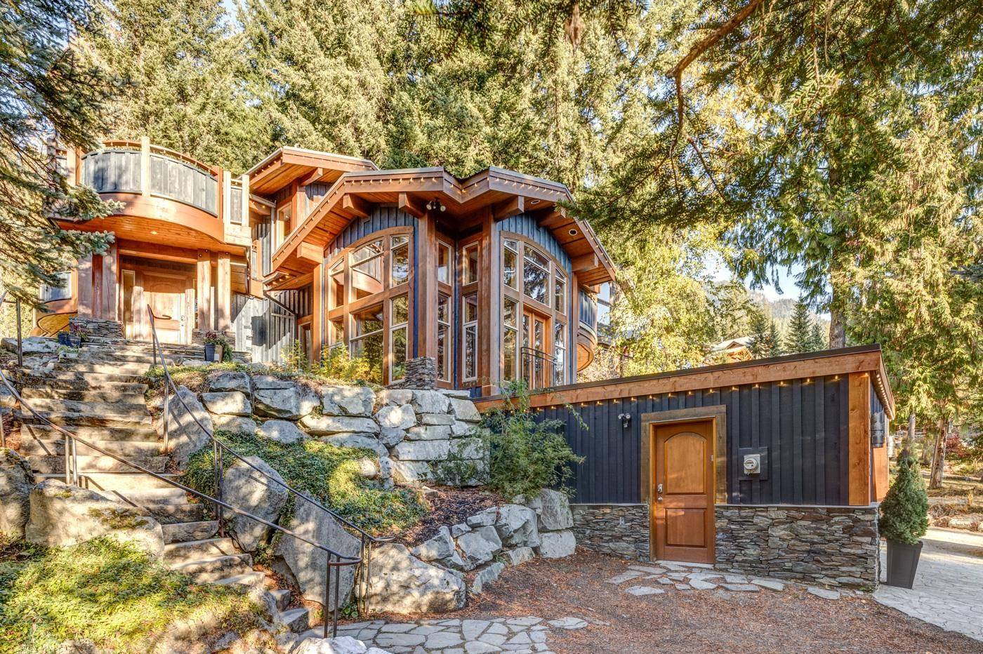 Whistler, BC V8E 0G3,8348 Mountain View DR