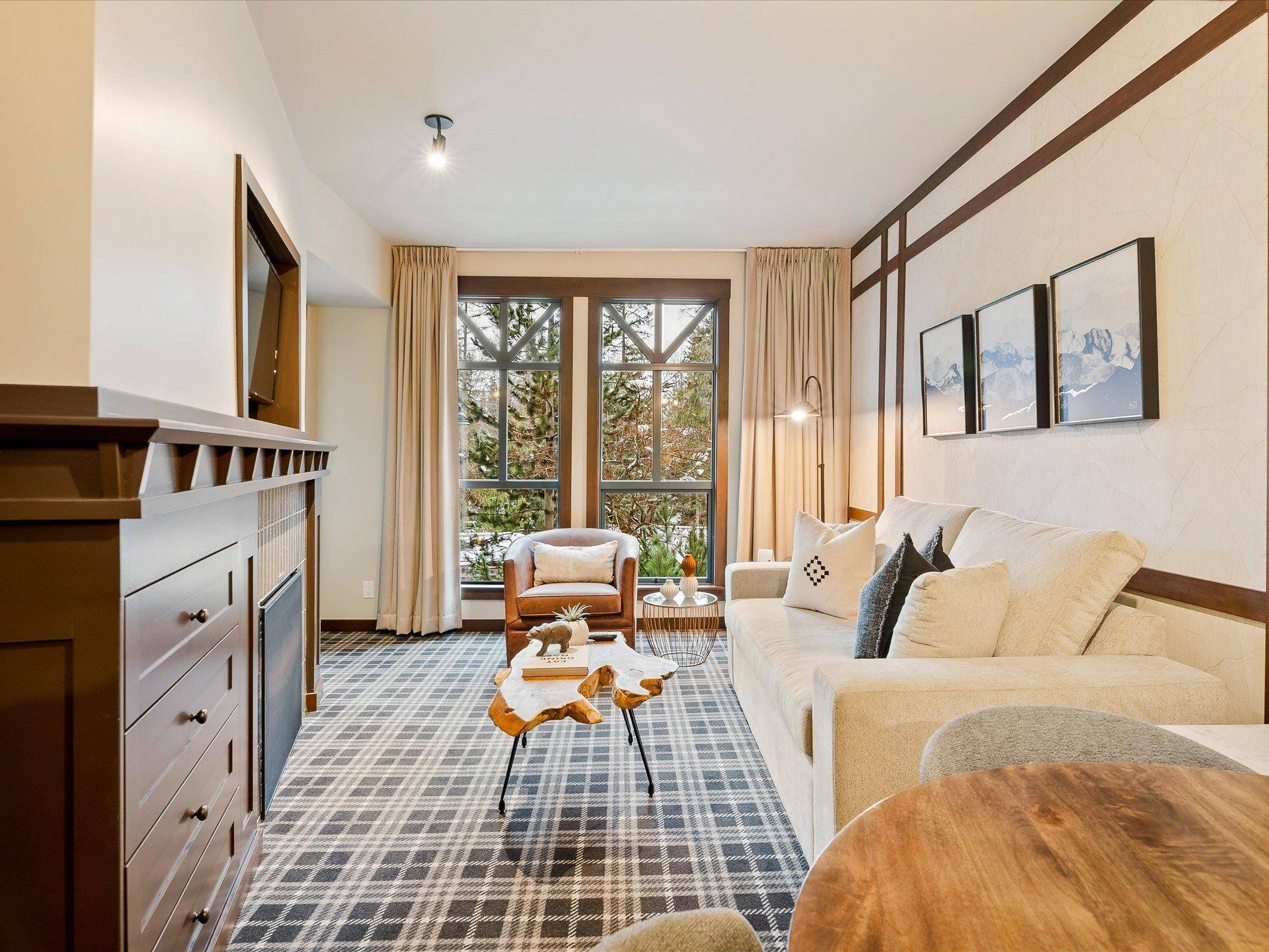 Whistler, BC V8E 1G6,4320 Sundial CRES #315